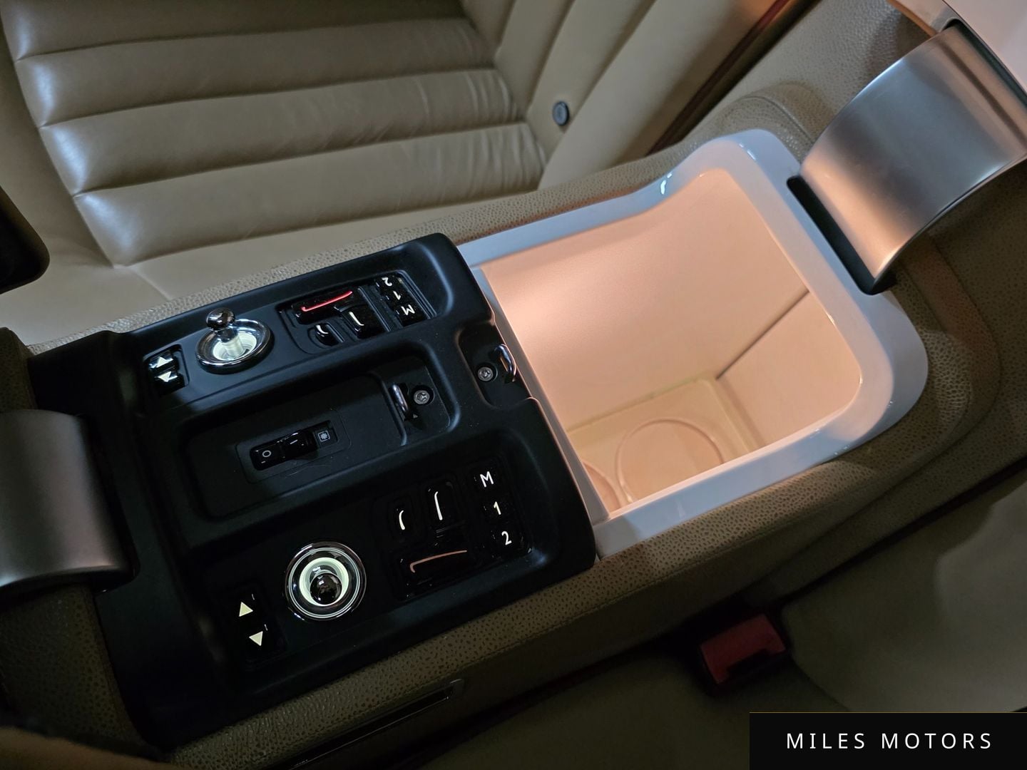 Rolls-Royce 팬텀 2007 — миниатюра 17
