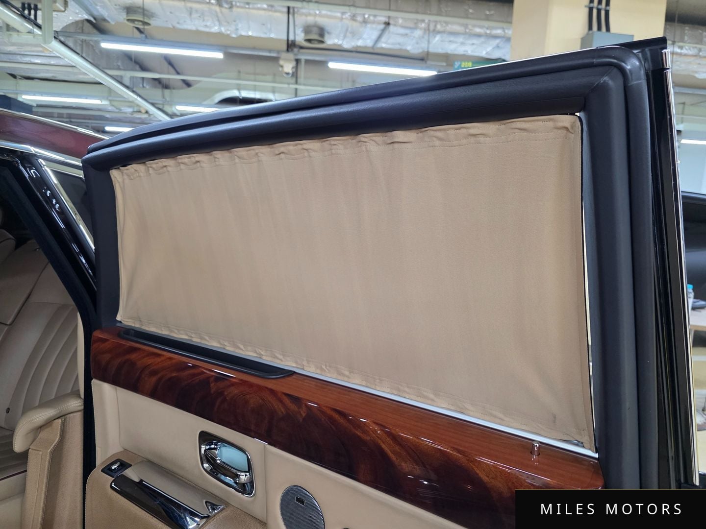 Rolls-Royce 팬텀 2007 — миниатюра 18