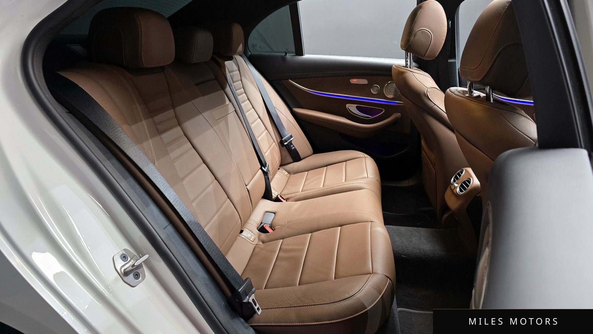 Mercedes-Benz E-Class W213 2023 — миниатюра 12