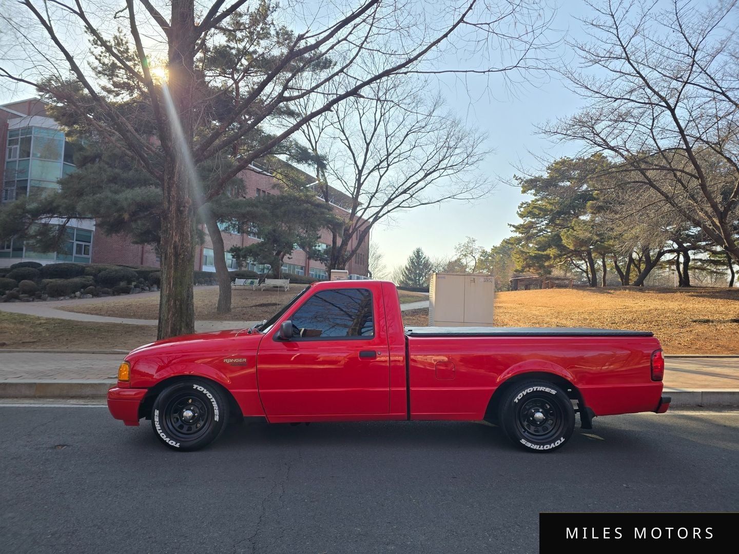 Ford Ranger 2003 — фото 1 из 12