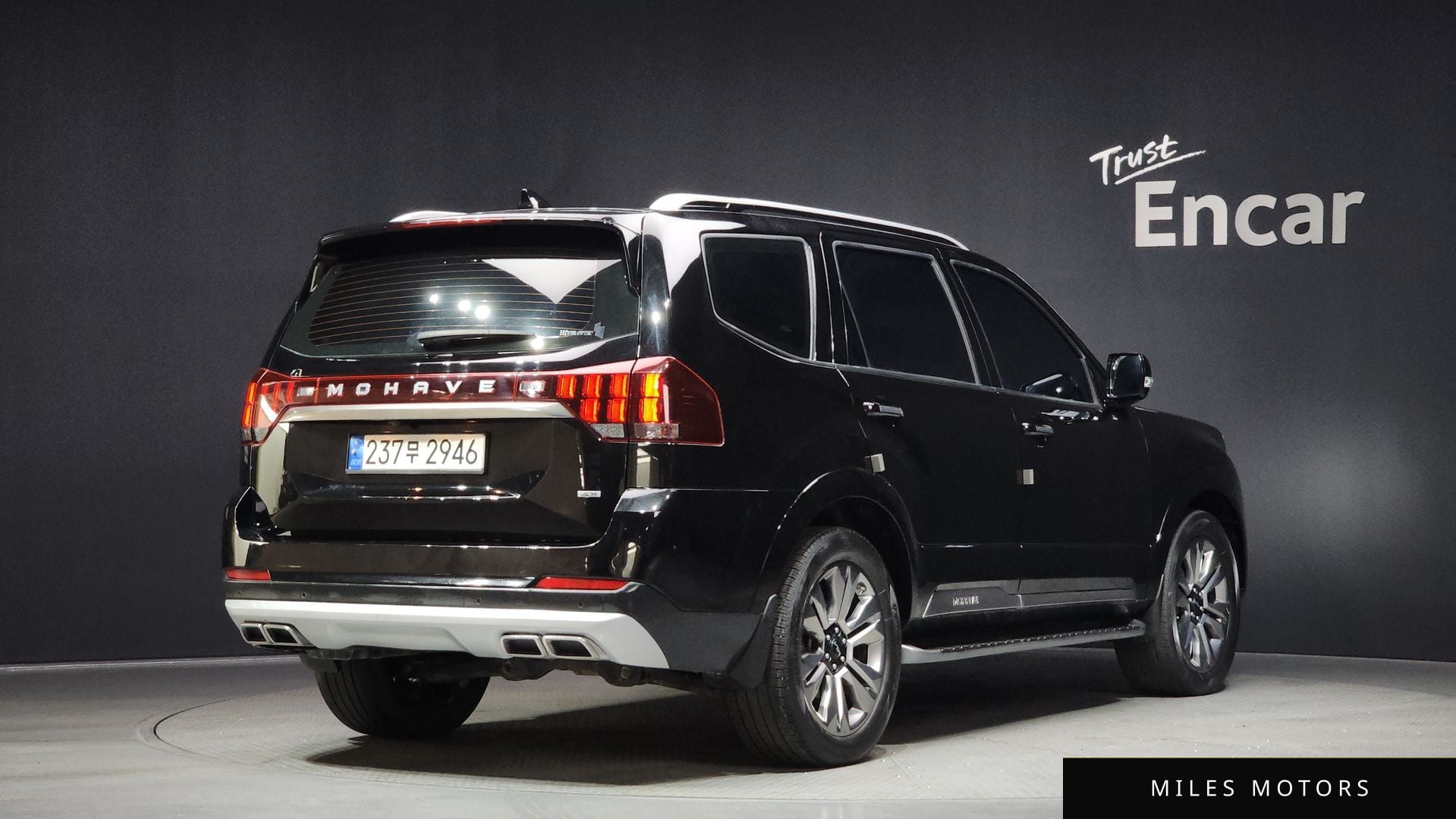 Kia Mohave 2023 — миниатюра 2