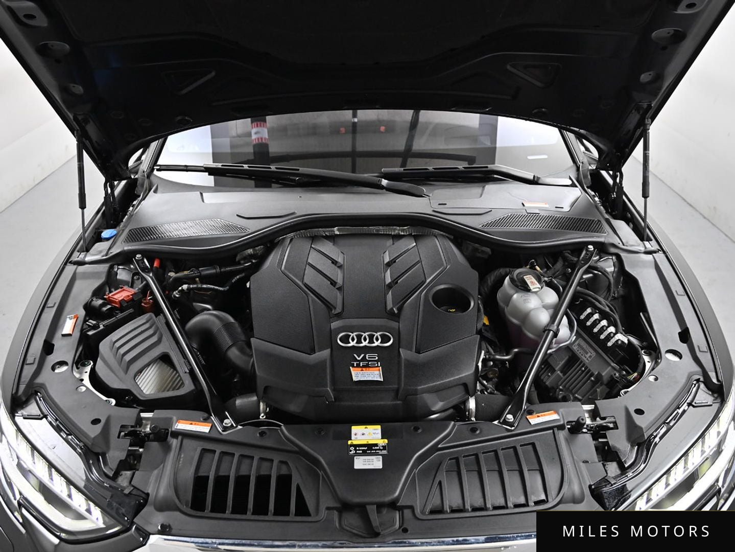 Audi A8 (D5) 2022 — миниатюра 6