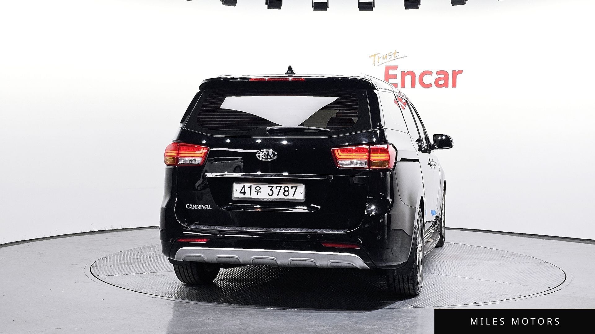 Kia Canival 2017 — миниатюра 4