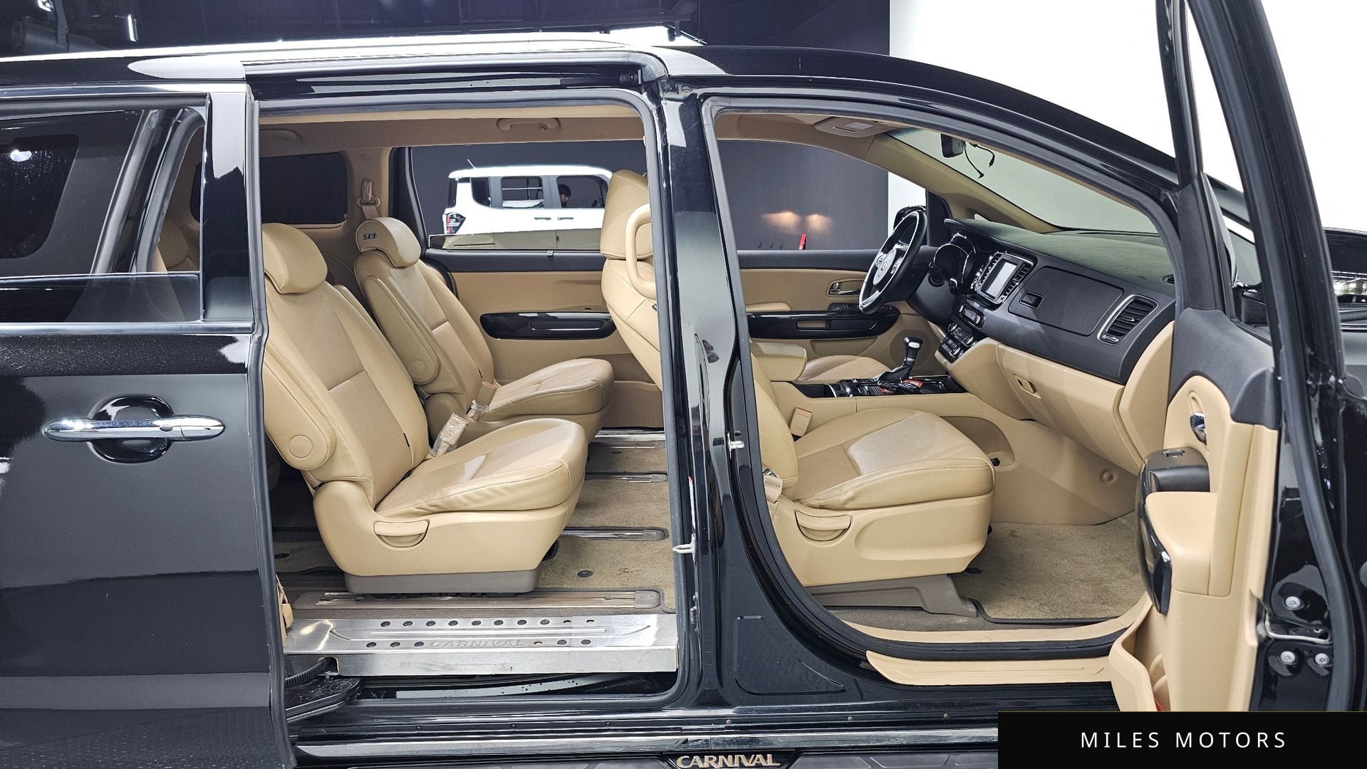 Kia Canival 2017 — миниатюра 12