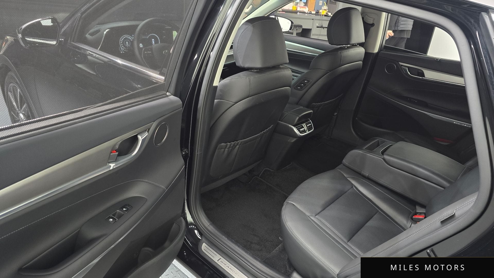 Hyundai Grandeur 2023 — миниатюра 11