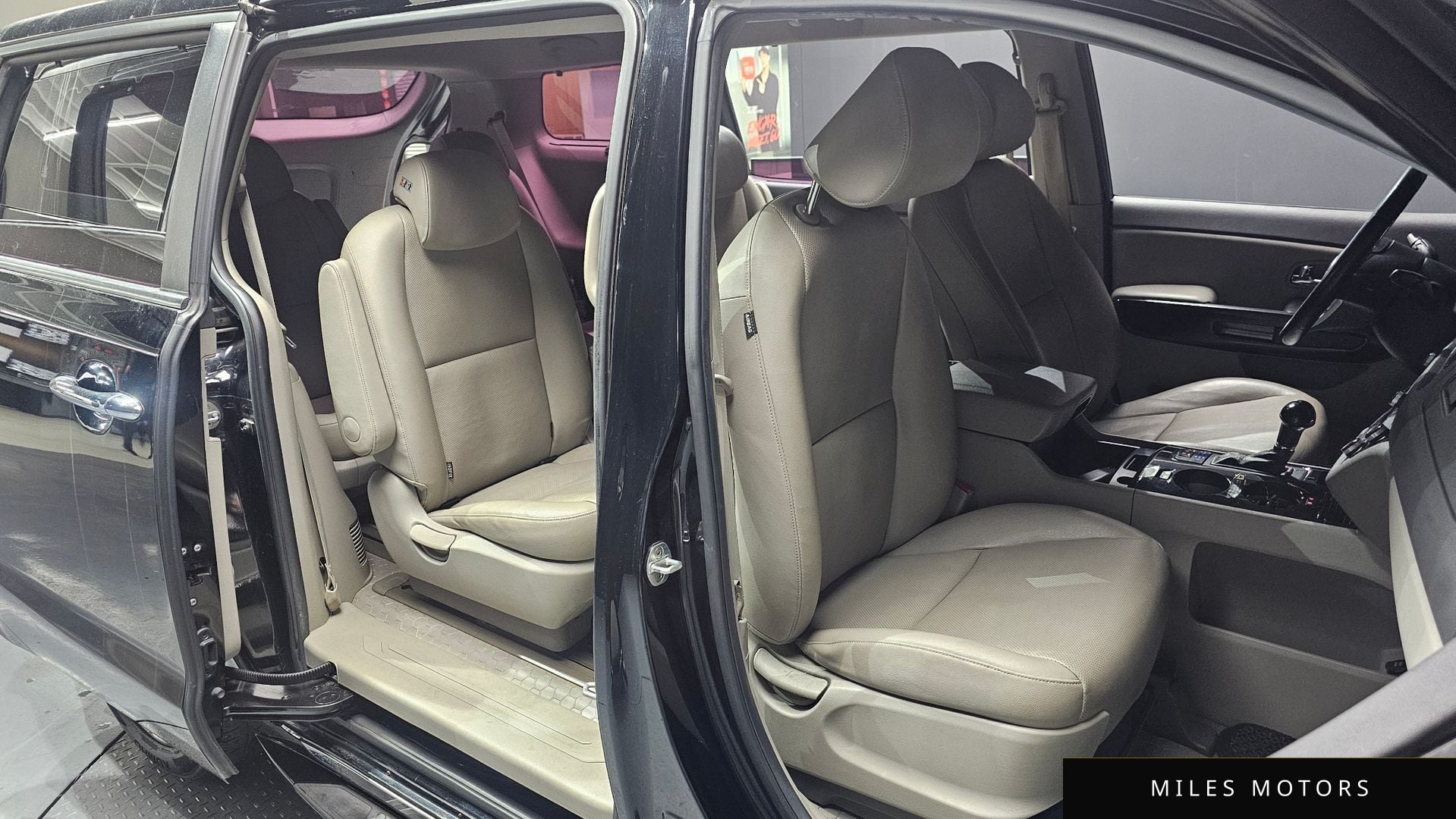 Kia Canival 2016 — миниатюра 10