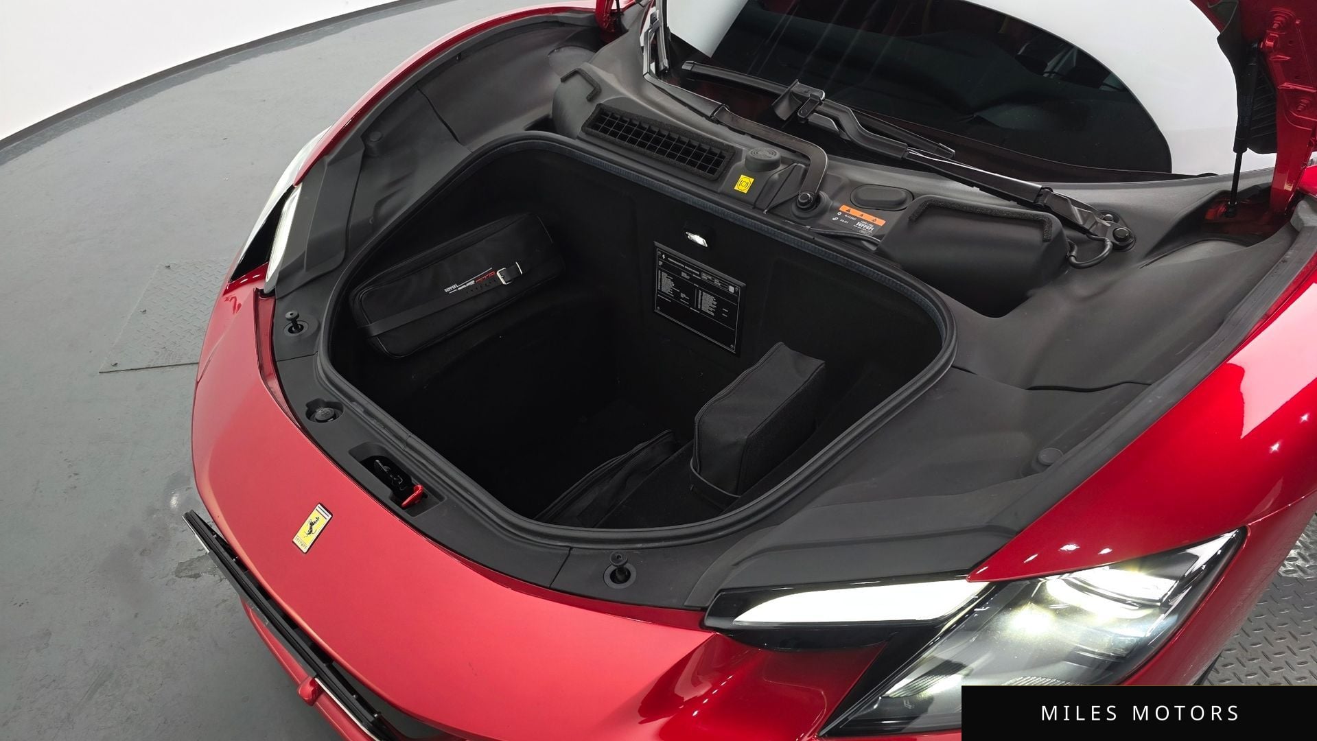 Ferrari 296 GTB 2023 — миниатюра 20