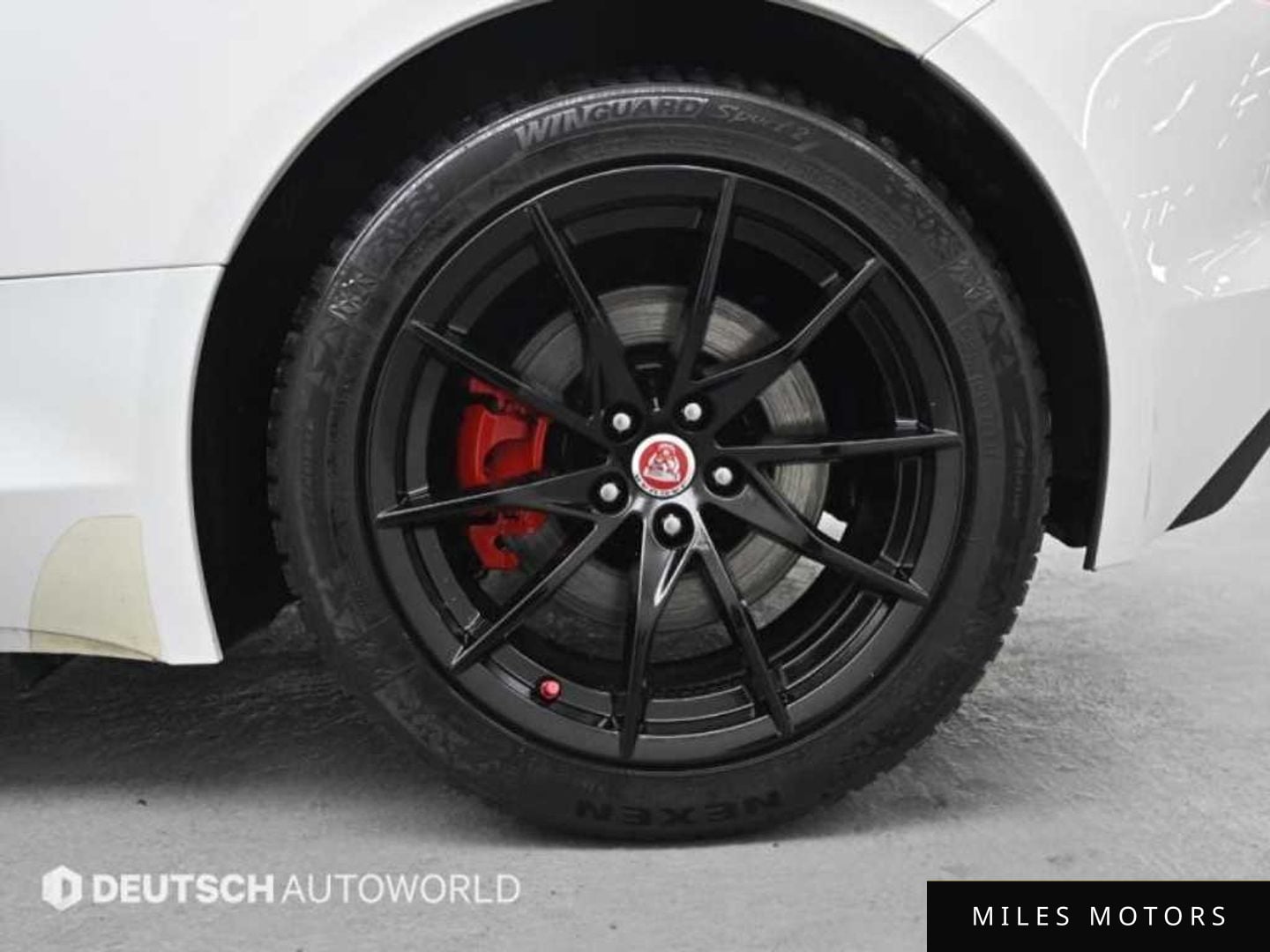 Jaguar F-TYPE 2018 — миниатюра 5