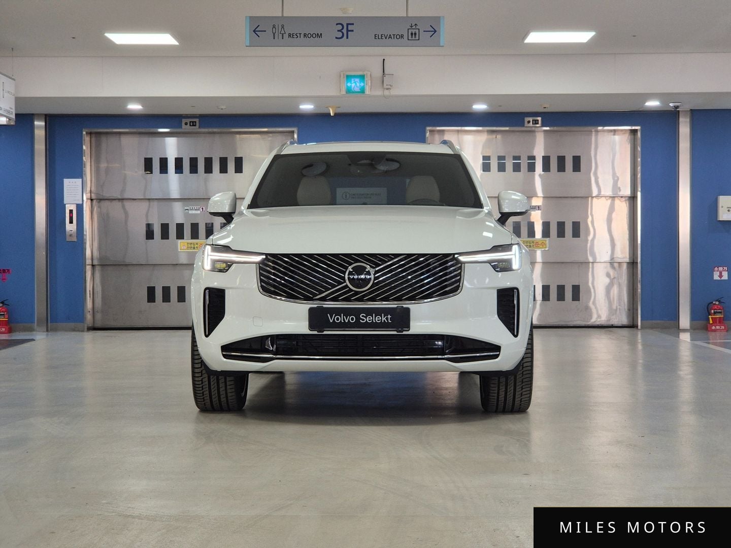 Volvo XC90 2026 — миниатюра 2