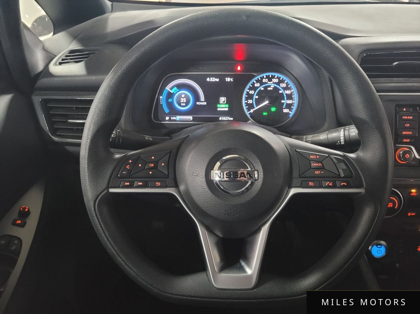 Nissan Leaf 2019 — миниатюра 9