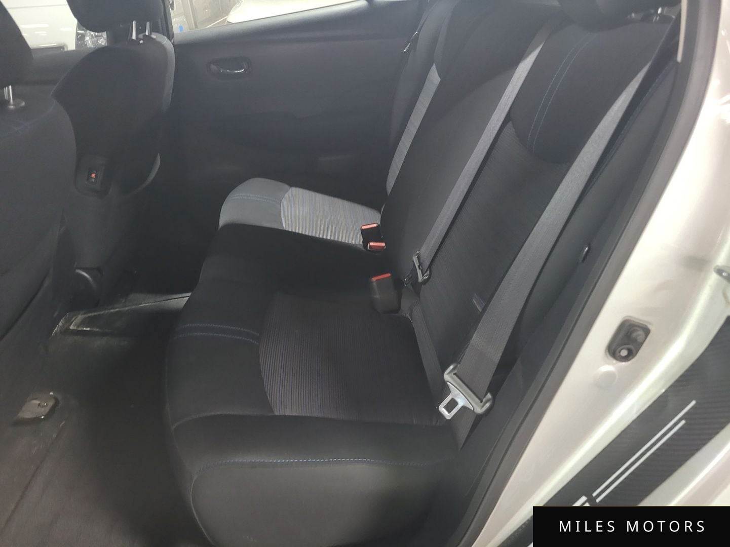 Nissan Leaf 2019 — миниатюра 12
