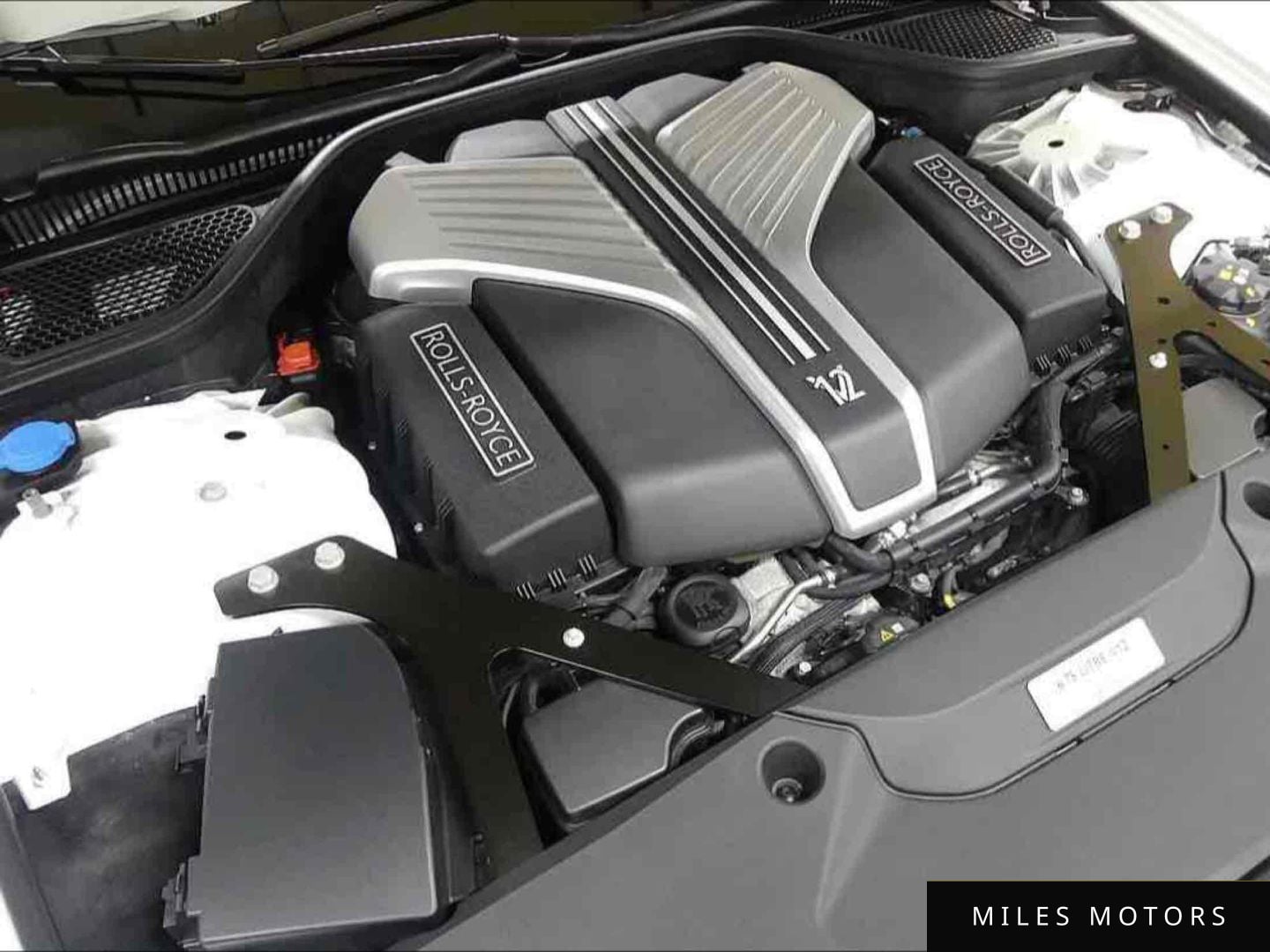 Rolls-Royce 고스트 2023 — миниатюра 5