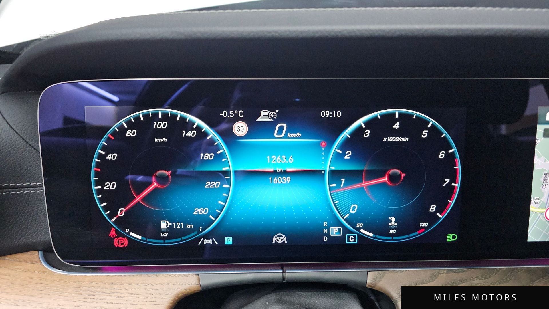 Mercedes-Benz E-Class W213 2022 — миниатюра 8