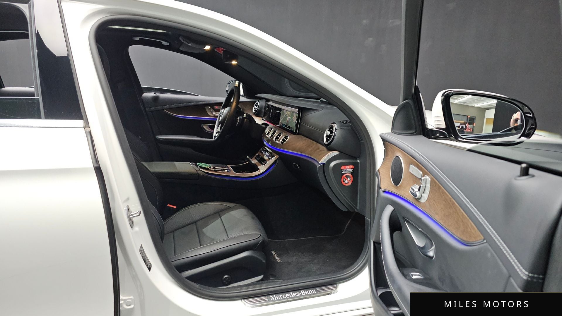 Mercedes-Benz E-Class W213 2022 — миниатюра 18