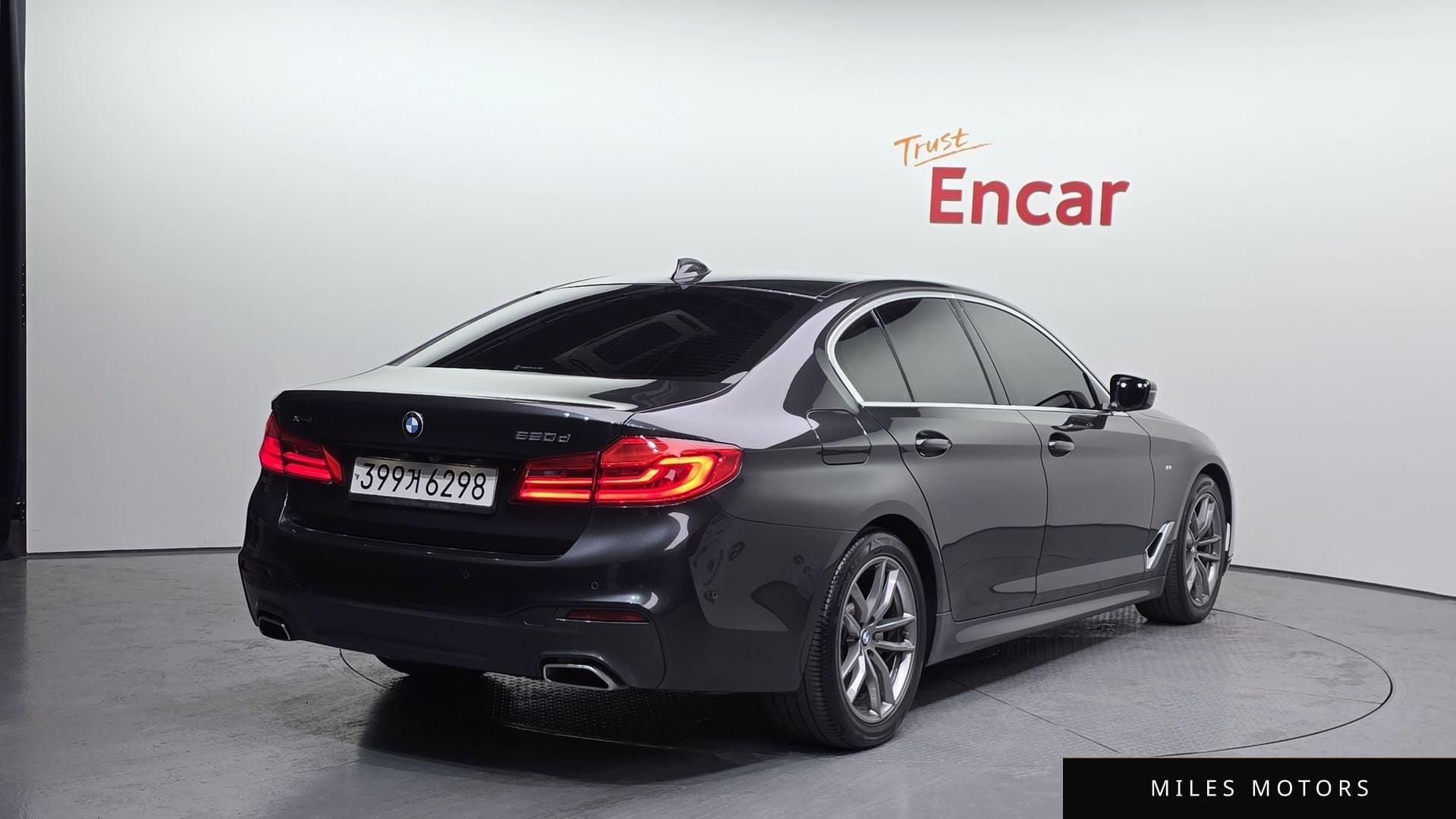 BMW 5 Series (G30) 2020 — миниатюра 2