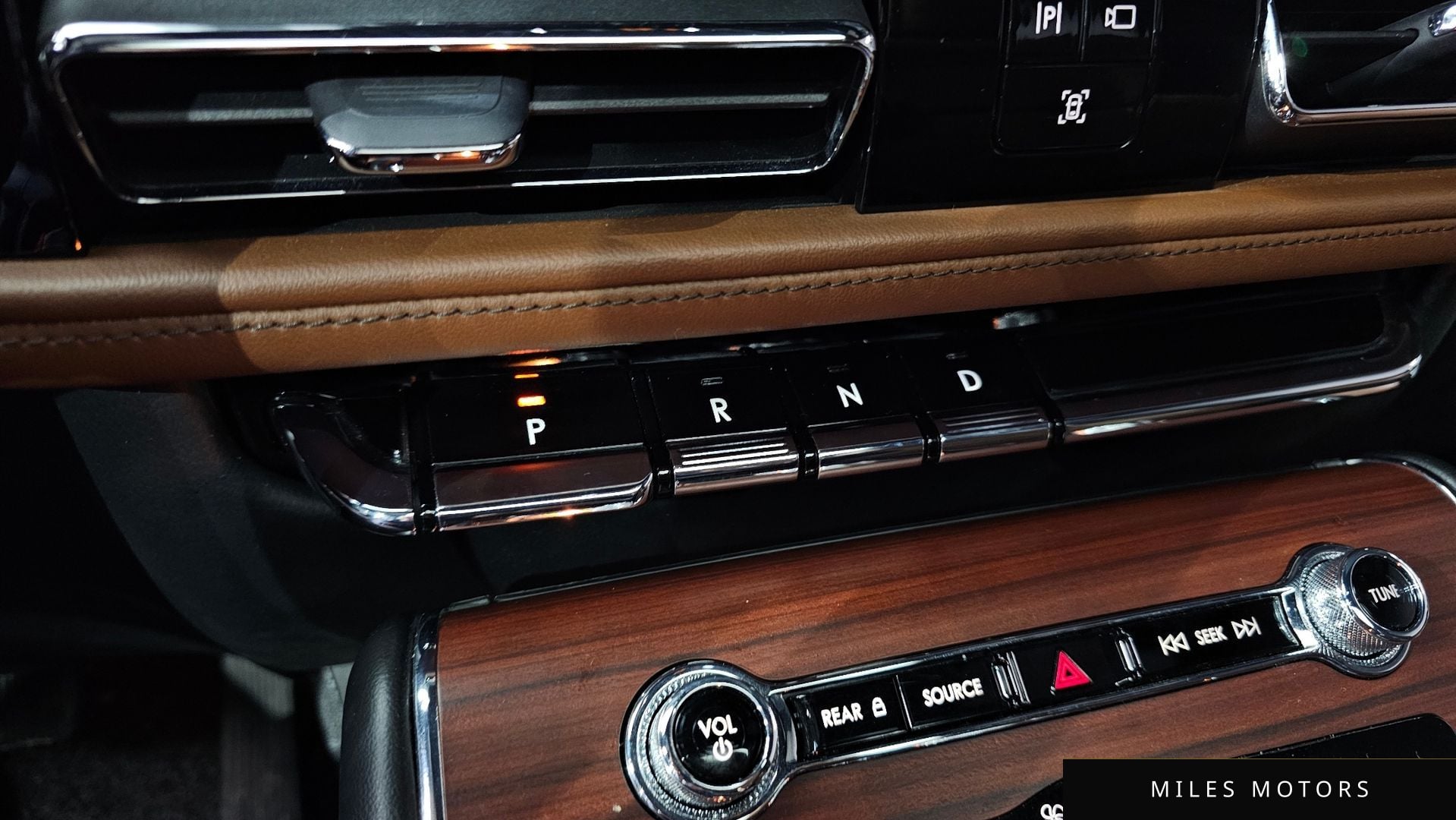 Lincoln Aviator 2022 — миниатюра 9