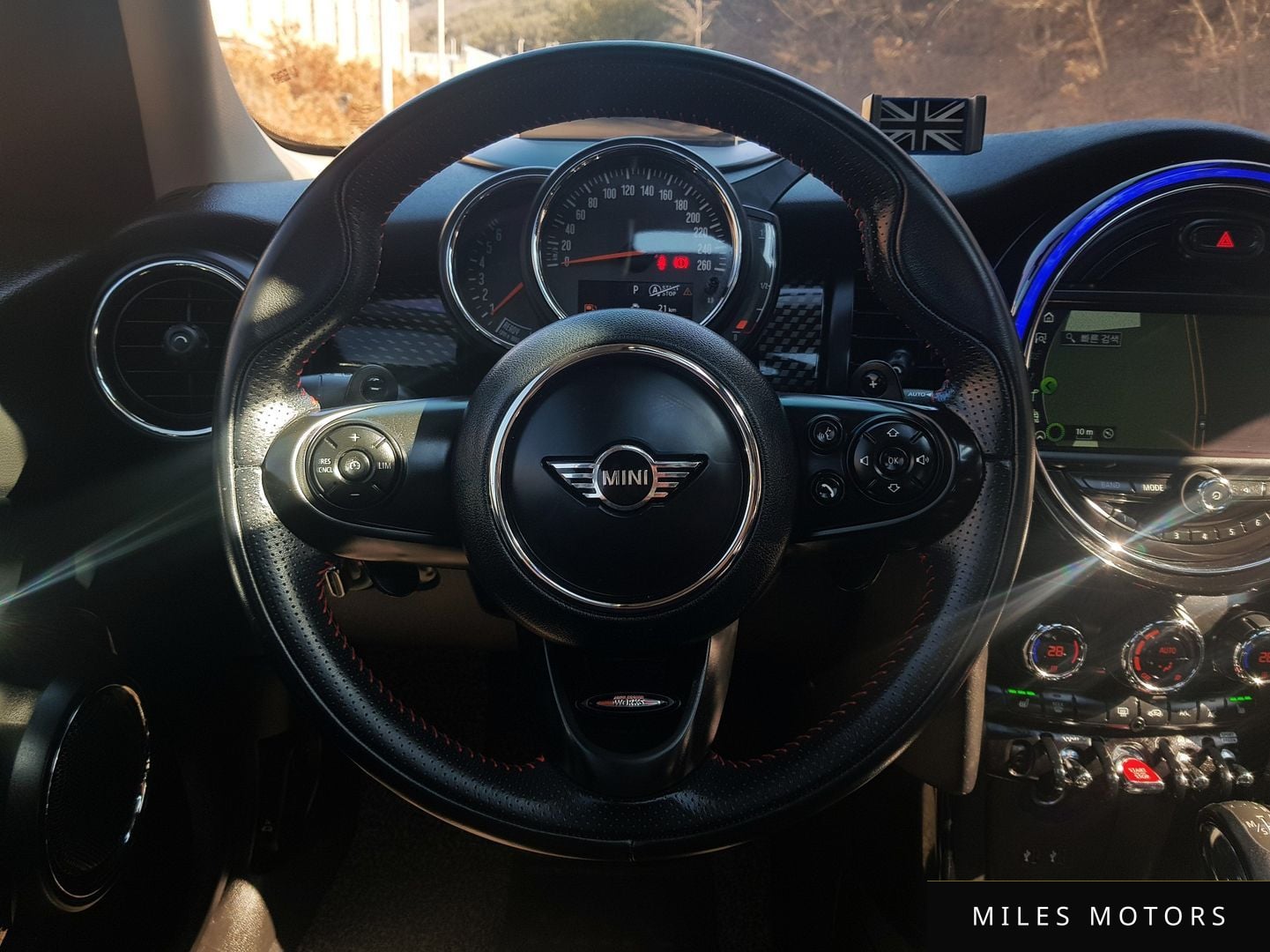 MINI 쿠퍼 S 2019 — миниатюра 9