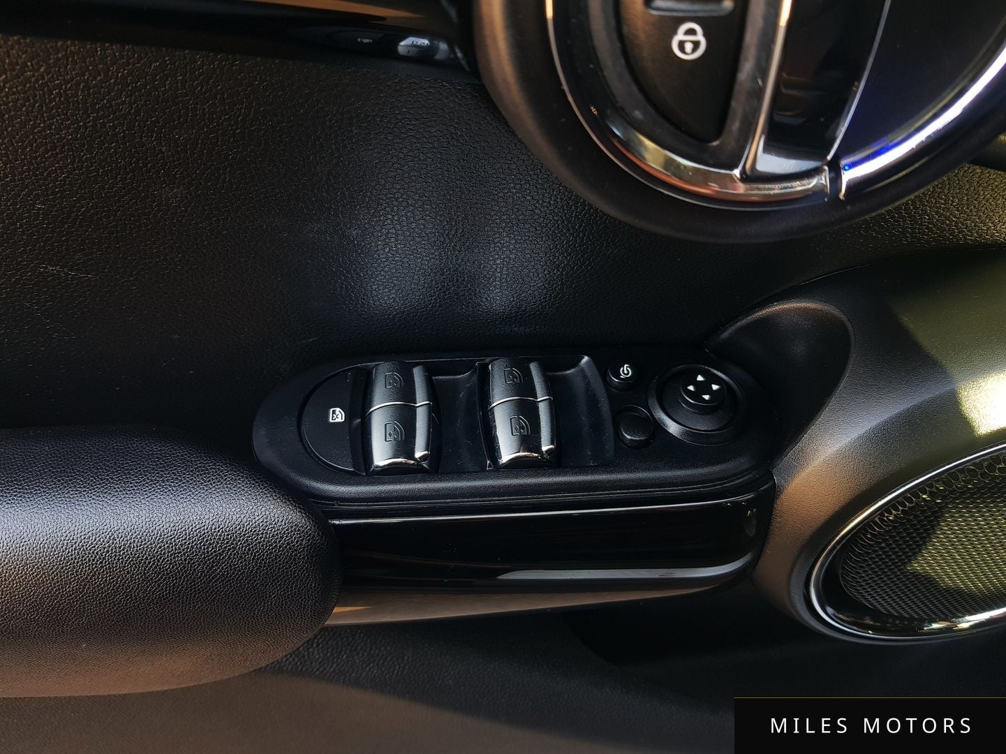 MINI 쿠퍼 S 2019 — миниатюра 18