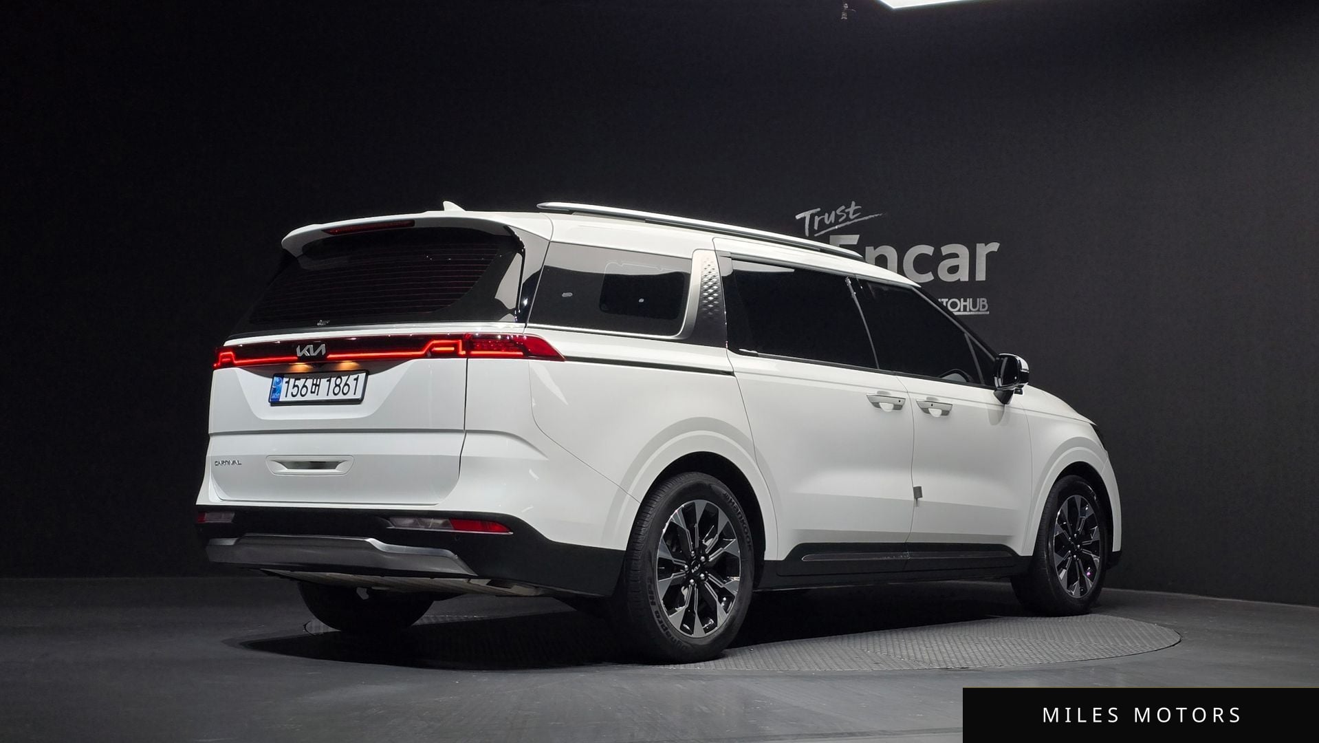 Kia Carnival 2022 — миниатюра 2