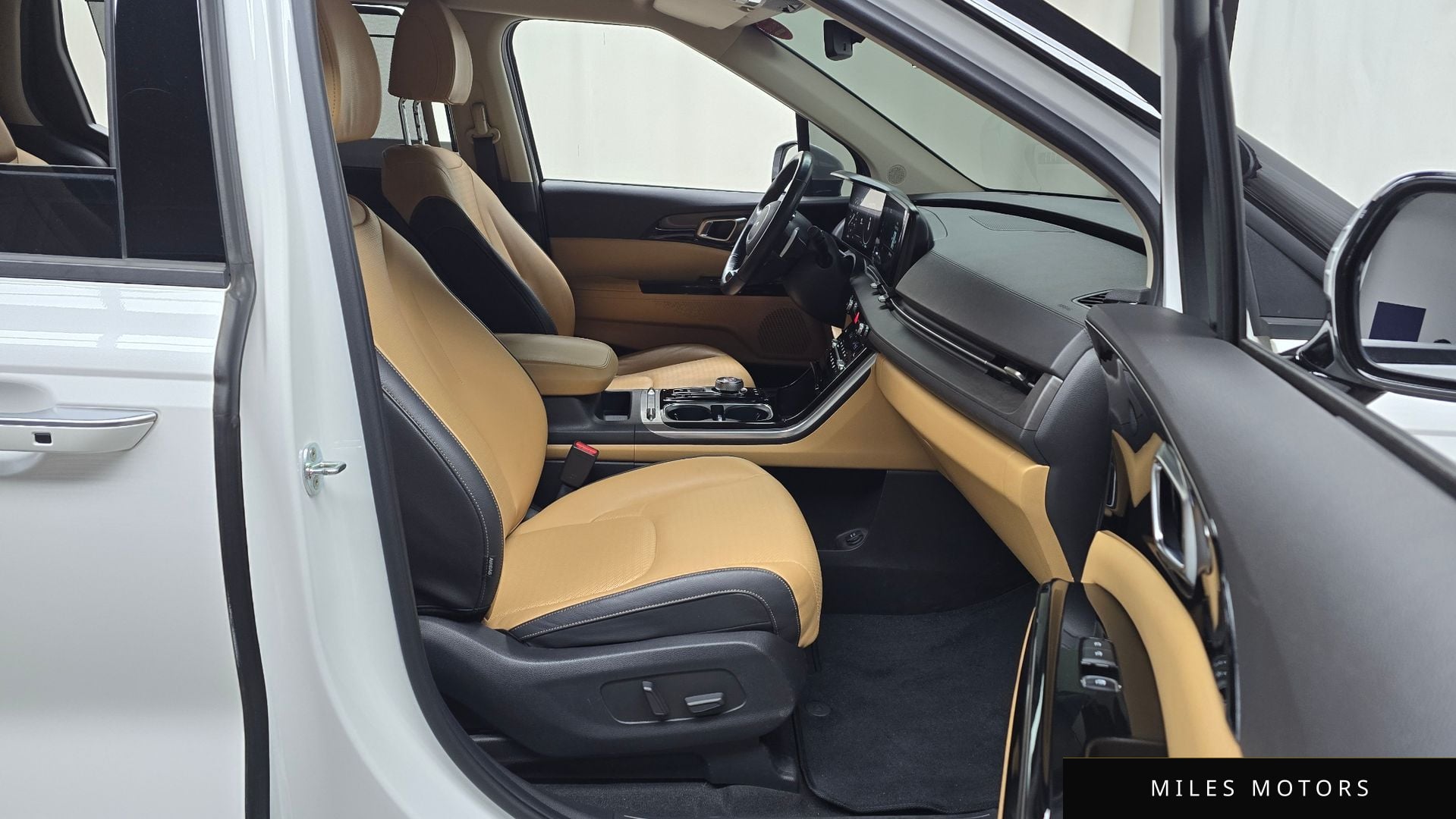 Kia Carnival 2022 — миниатюра 11
