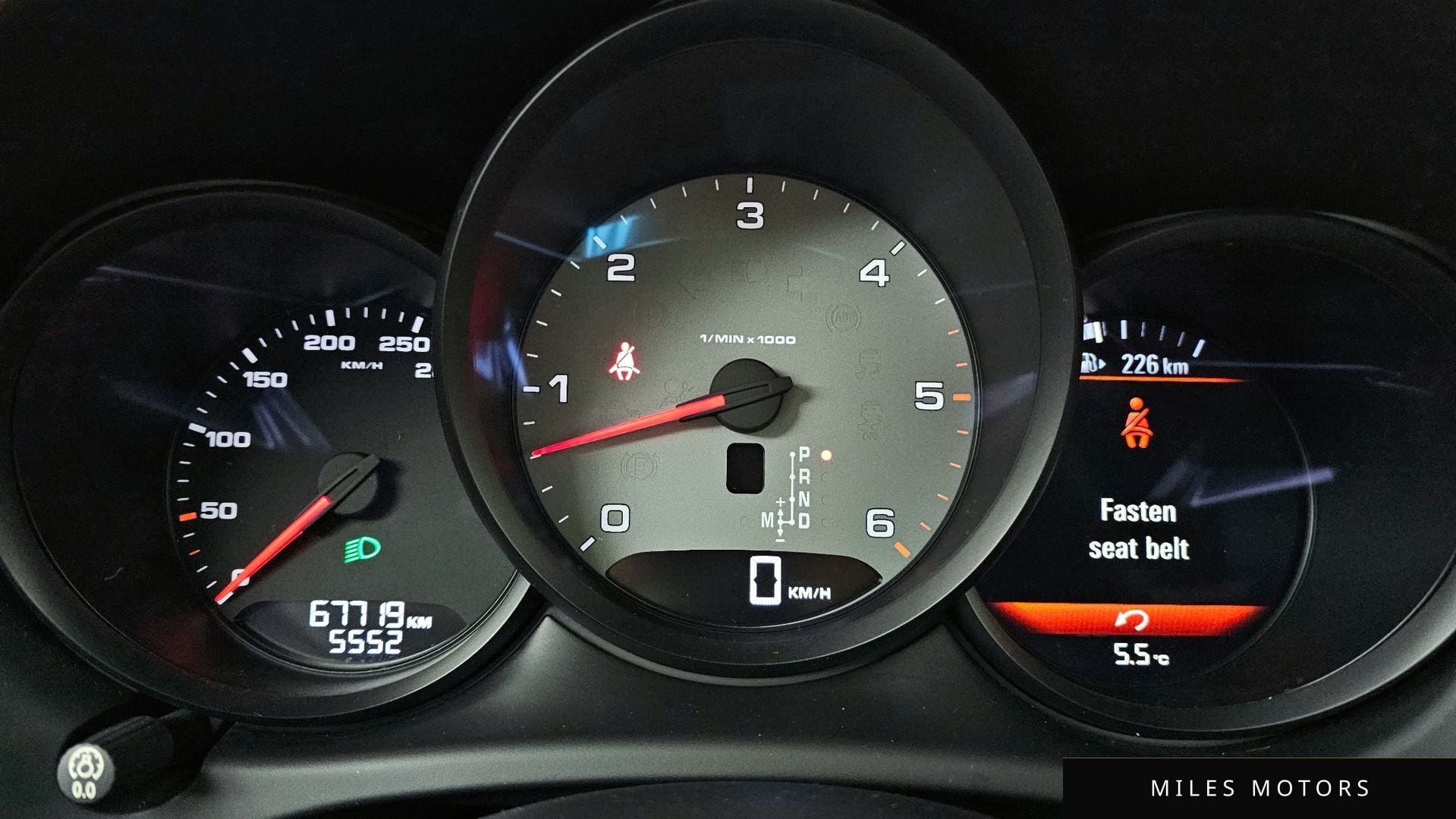 Porsche Macan 2015 — миниатюра 8