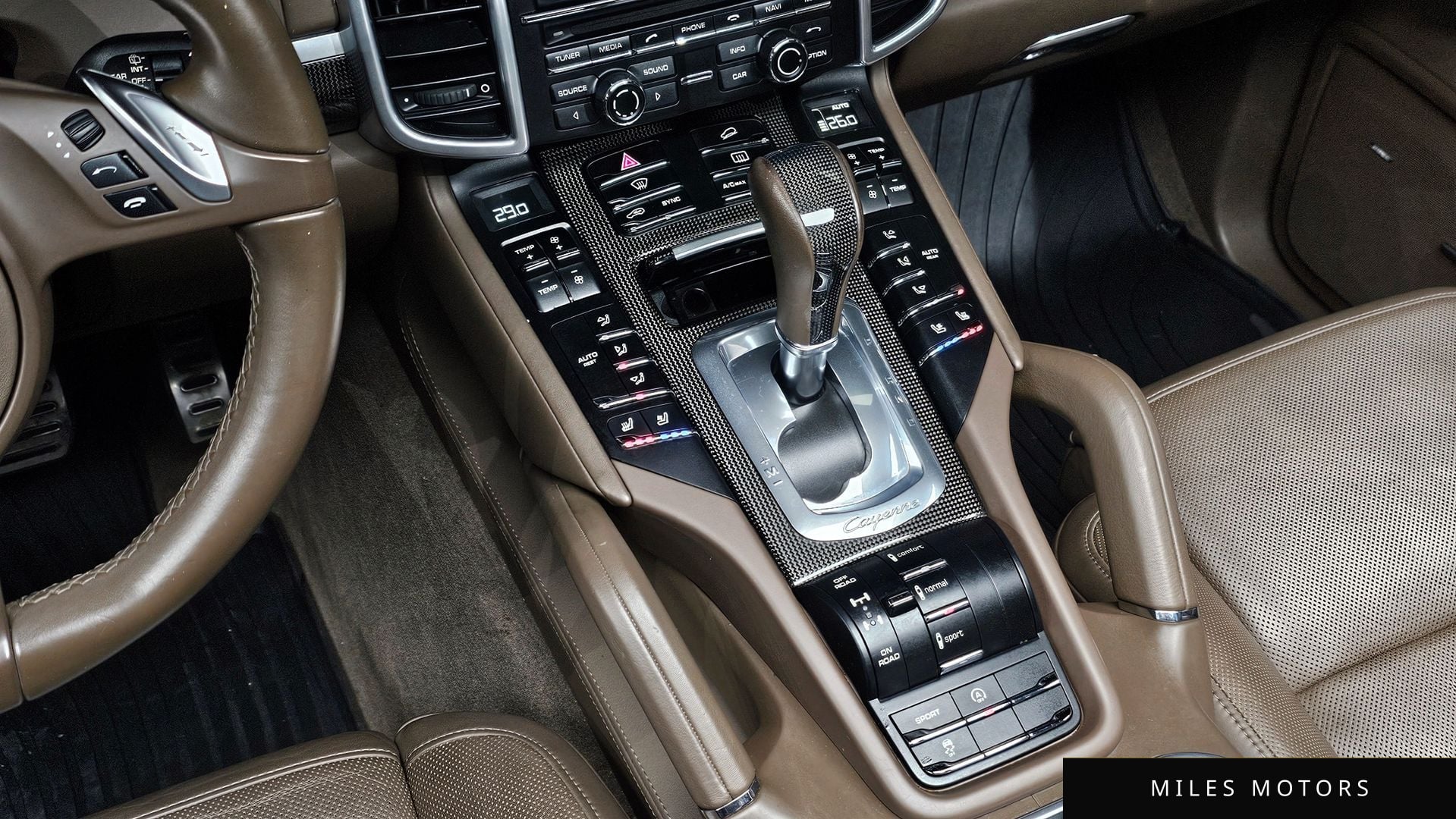 Porsche 카이엔 2014 — миниатюра 9