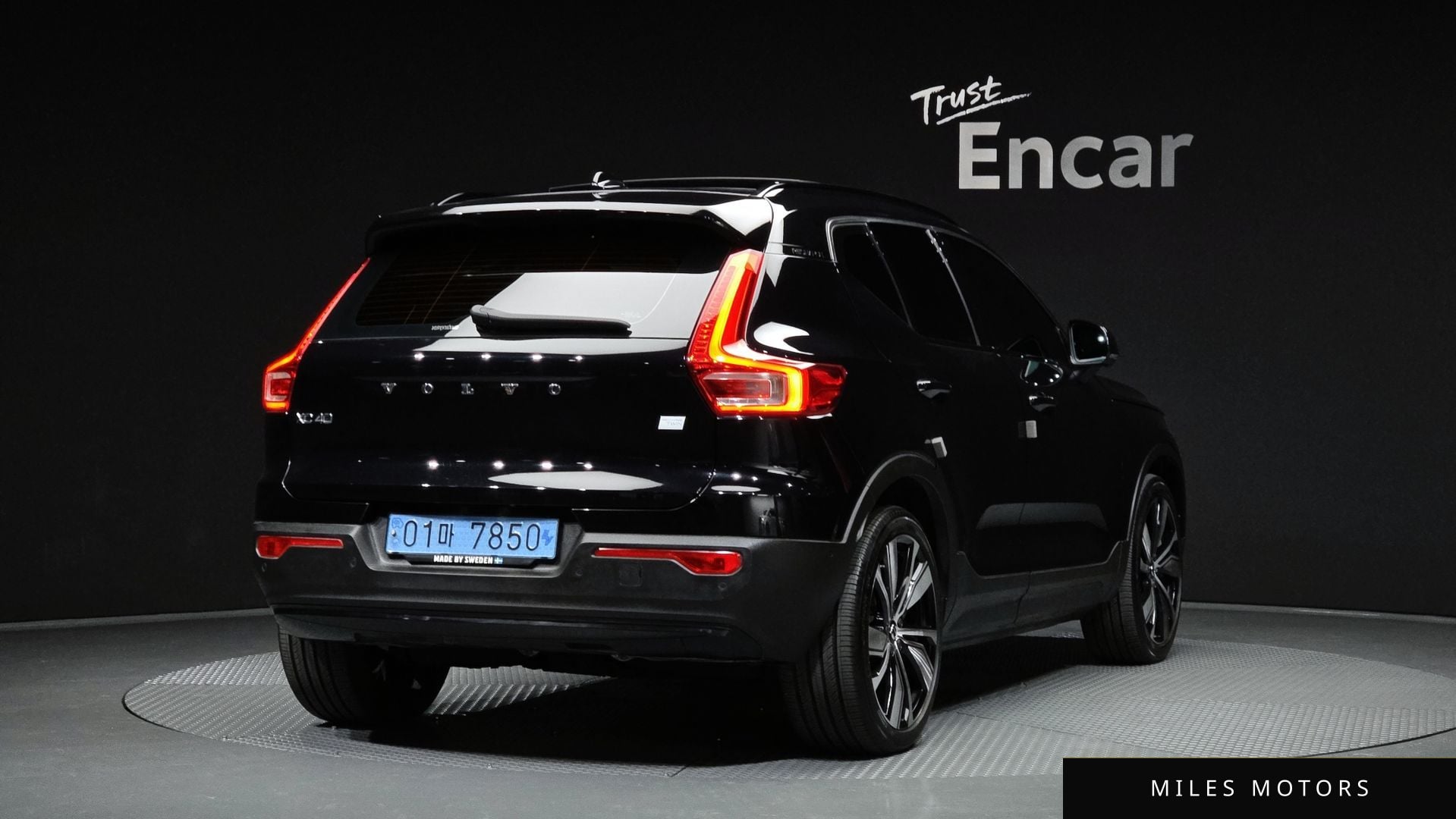 Volvo XC40 리차지 2022 — миниатюра 2