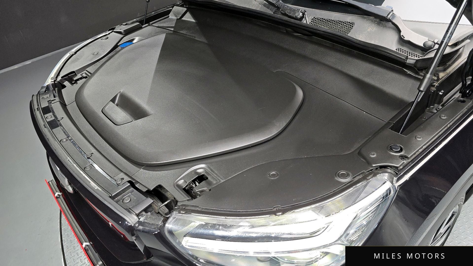Volvo XC40 리차지 2022 — миниатюра 6