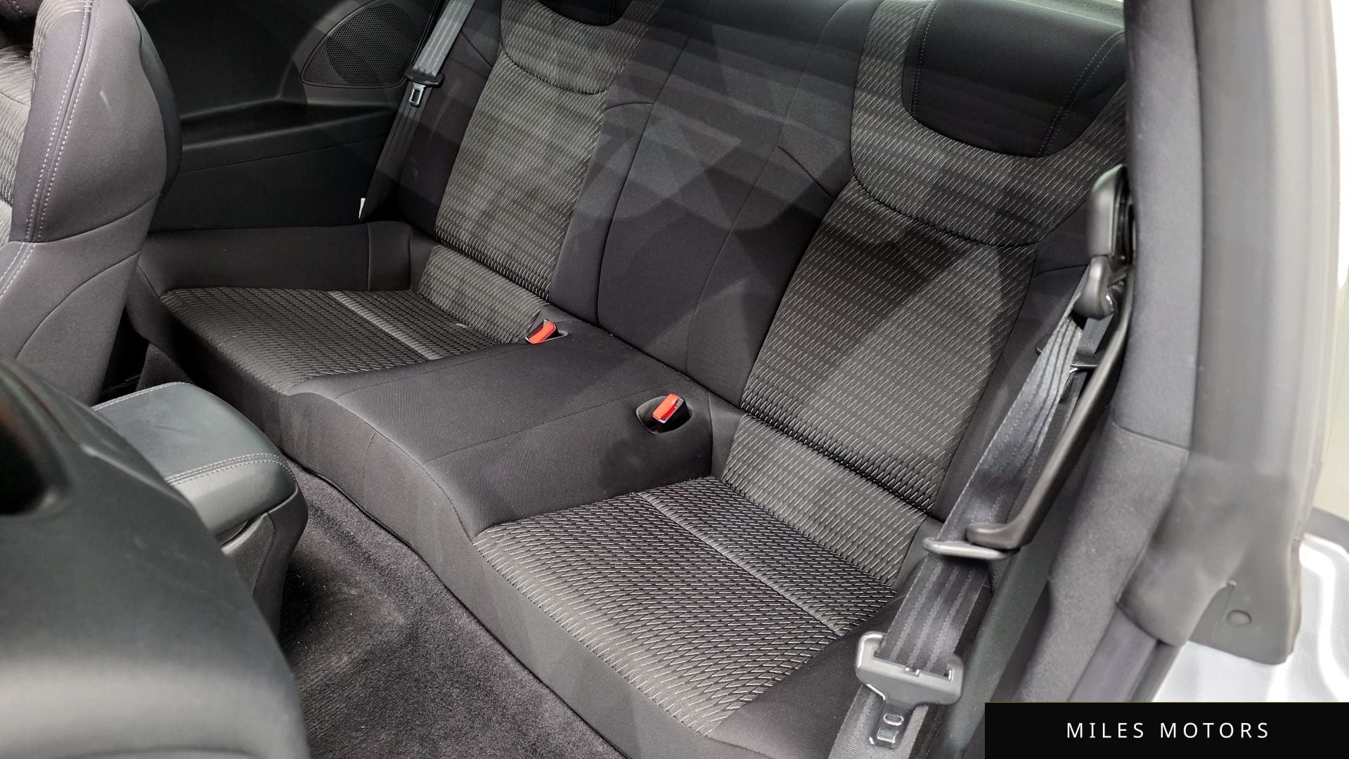 Hyundai Genesis 2015 — миниатюра 12