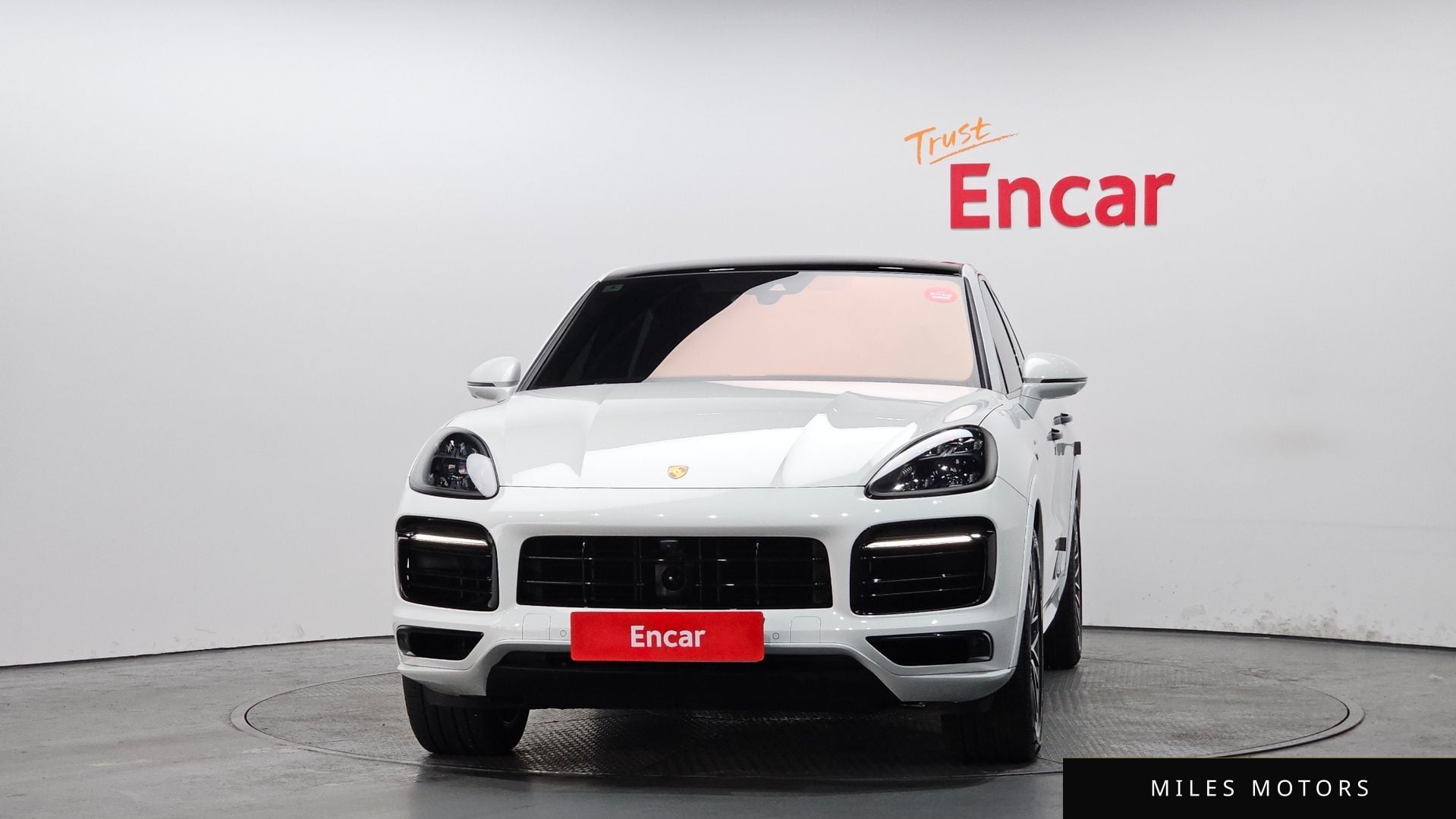 Porsche Cayenne 2021 — миниатюра 3