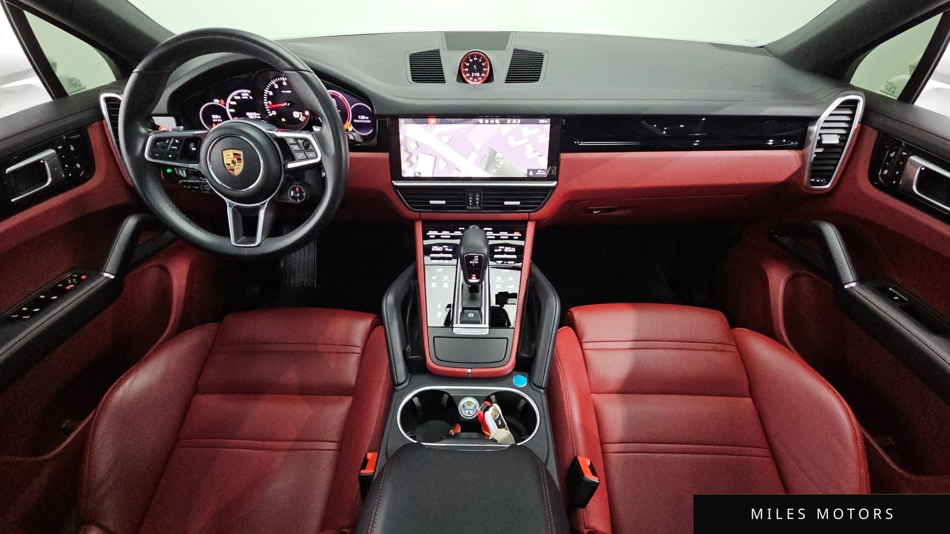 Porsche Cayenne 2021 — миниатюра 7