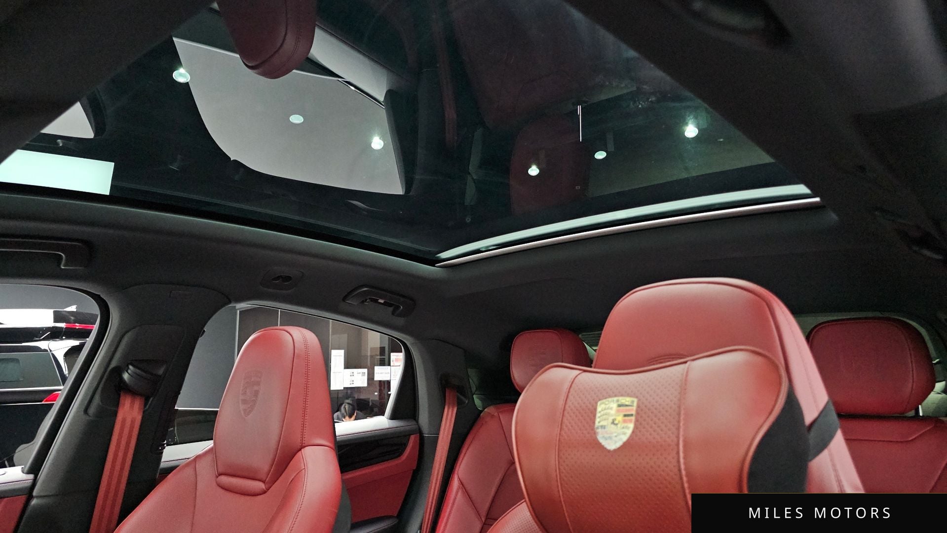 Porsche Cayenne 2021 — миниатюра 16