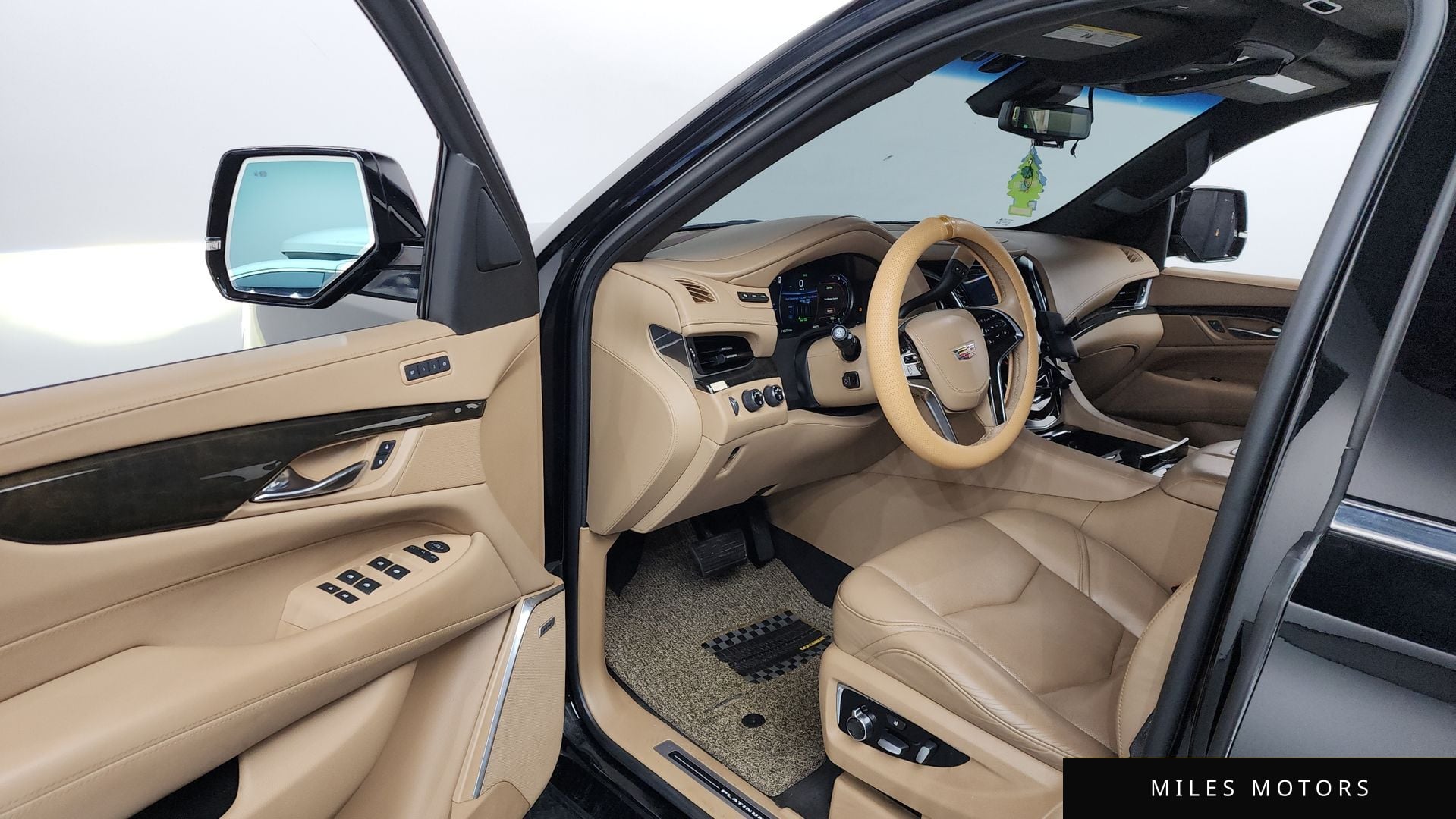 Cadillac Escalade 2019 — миниатюра 10