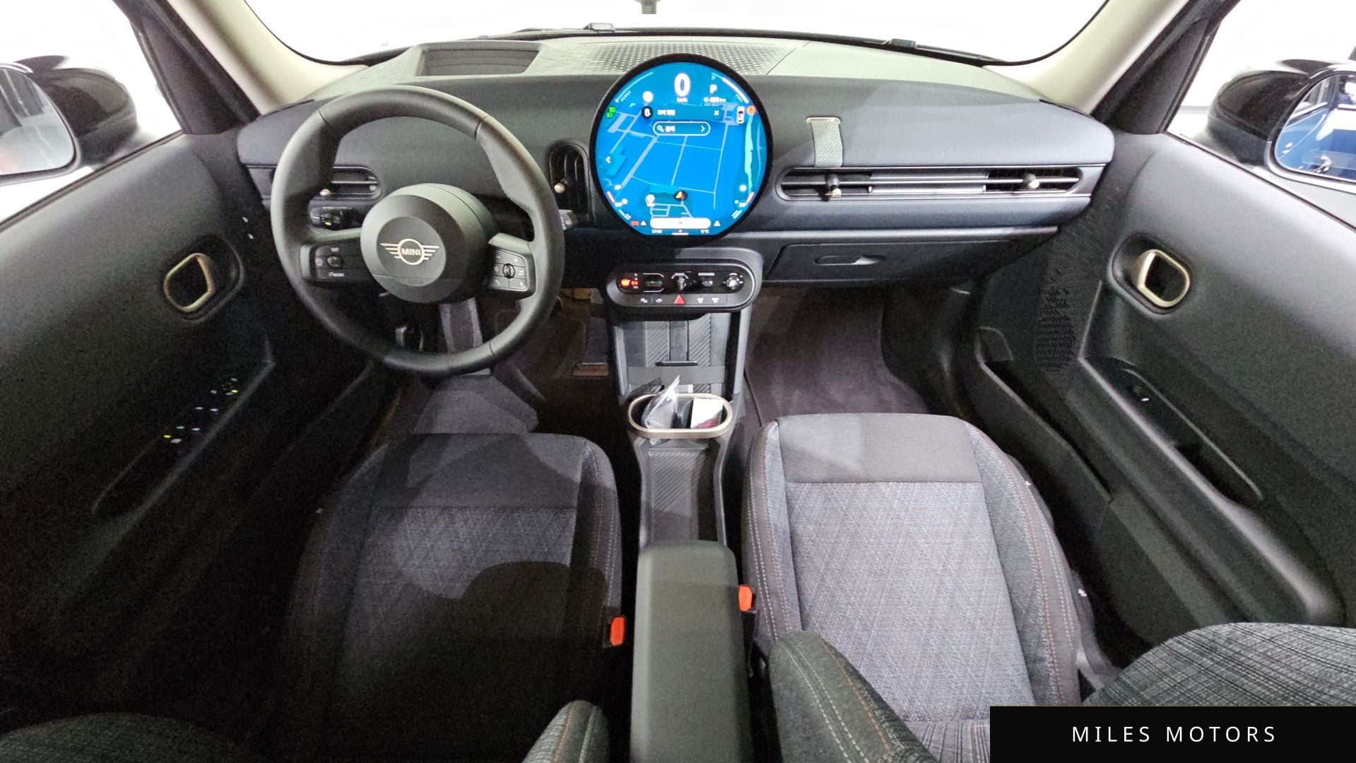 MINI 쿠퍼 C 2025 — миниатюра 7