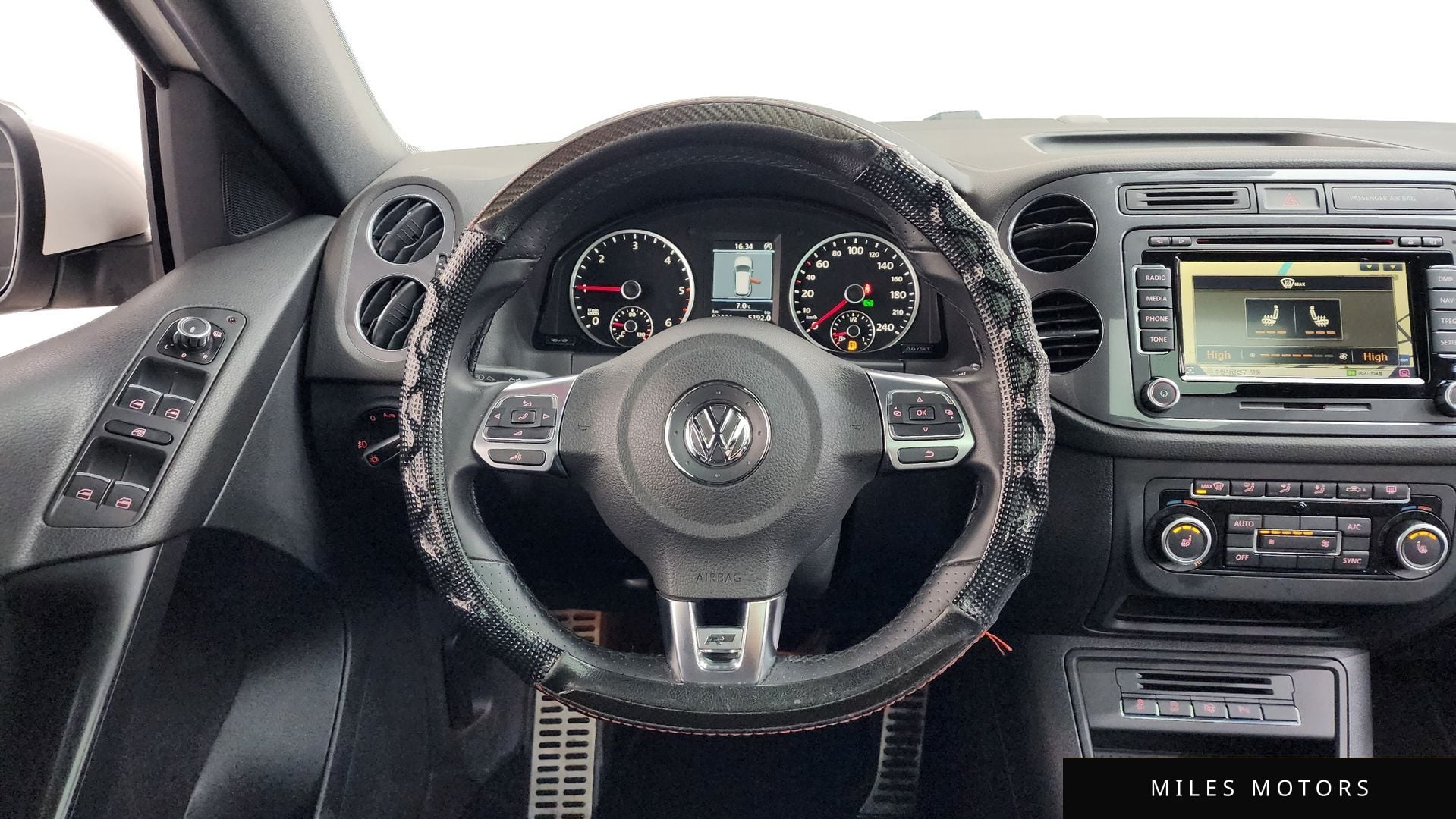 Volkswagen 티구안 2013 — миниатюра 13