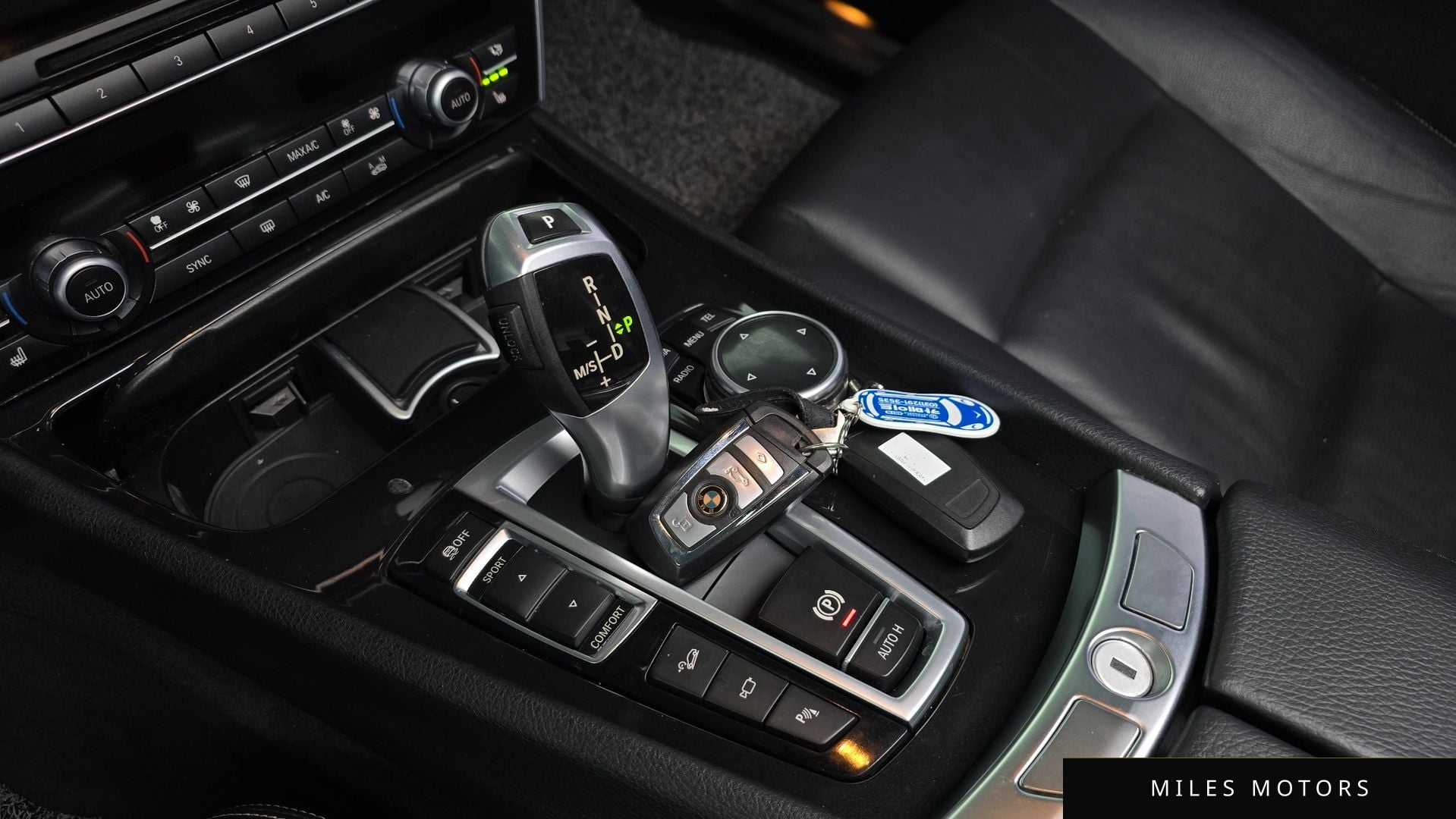 BMW 5 Series GT (F07) 2014 — миниатюра 9