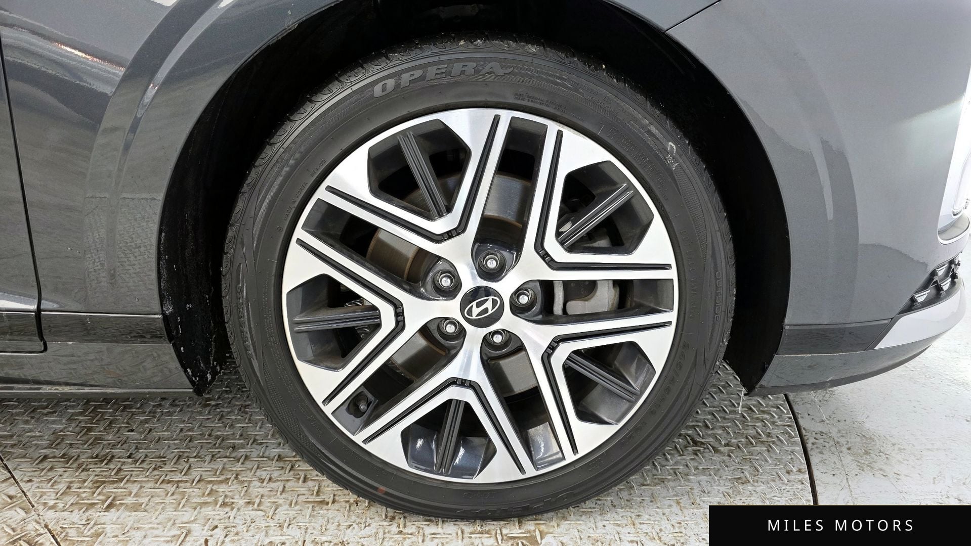 Hyundai 그랜저 (GN7) 2023 — миниатюра 5