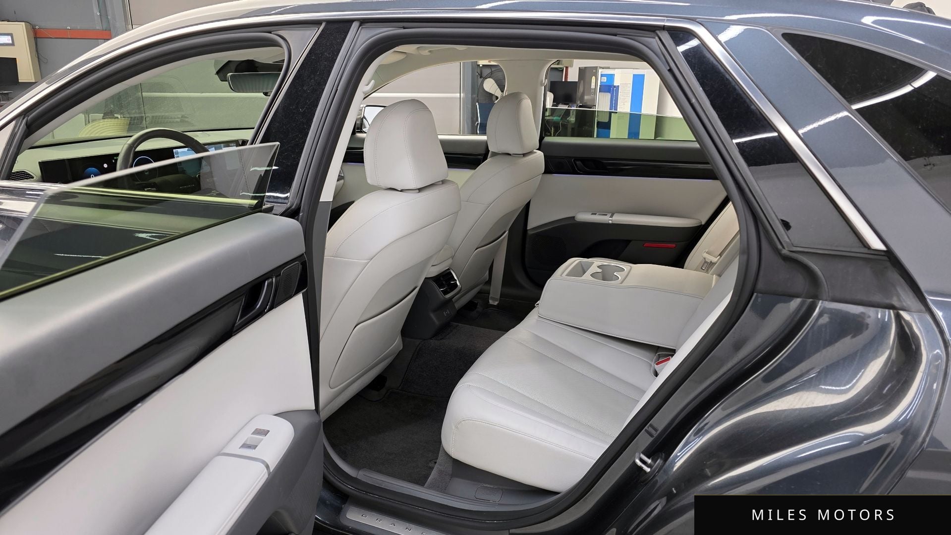 Hyundai 그랜저 (GN7) 2023 — миниатюра 11