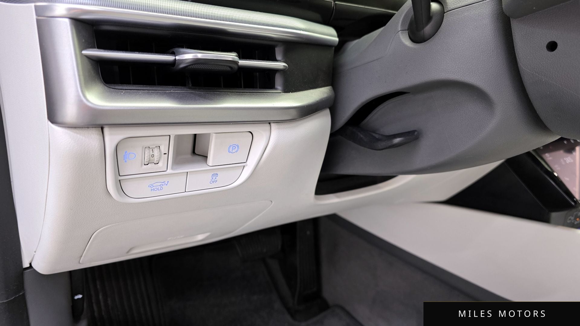 Hyundai 그랜저 (GN7) 2023 — миниатюра 14
