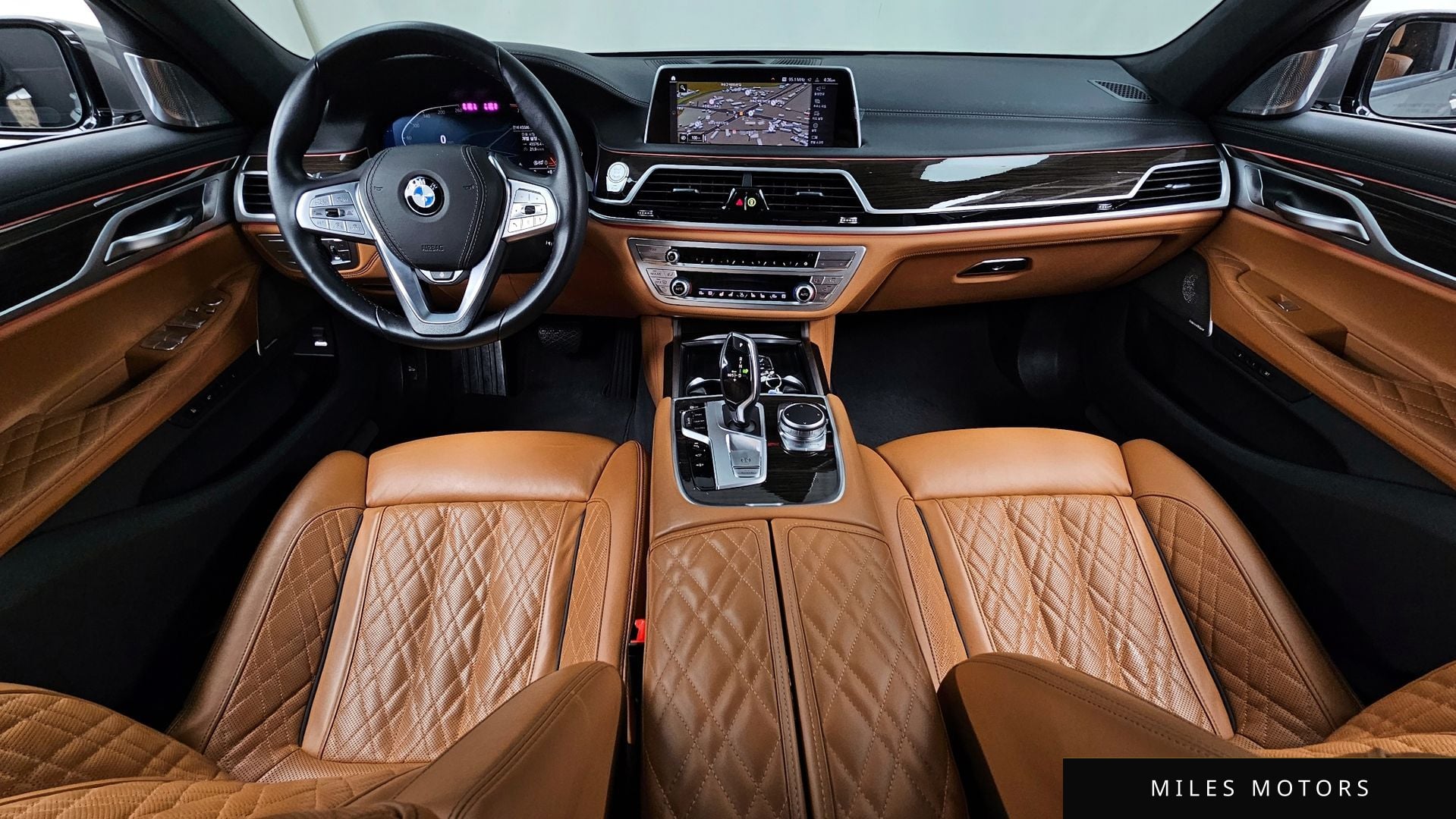 BMW 7 Series (G11) 2022 — миниатюра 7