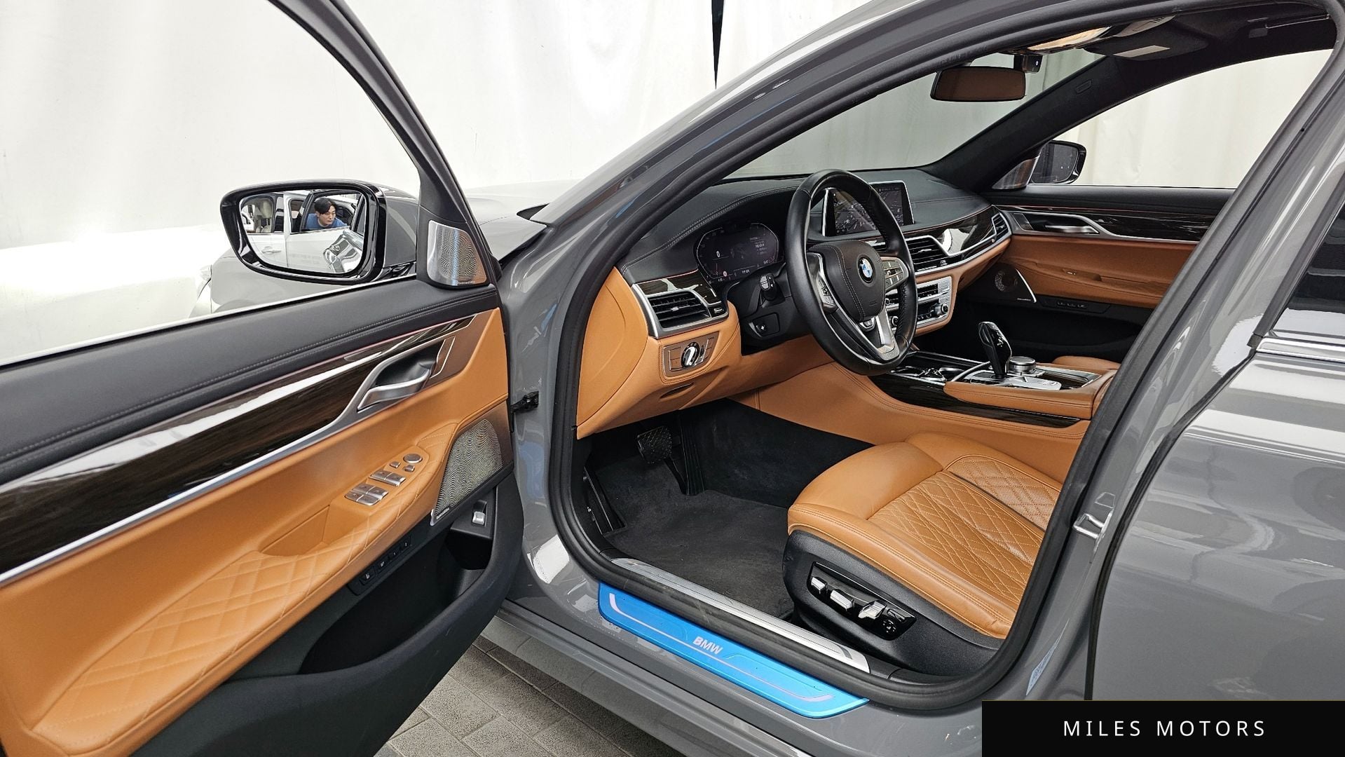 BMW 7 Series (G11) 2022 — миниатюра 10
