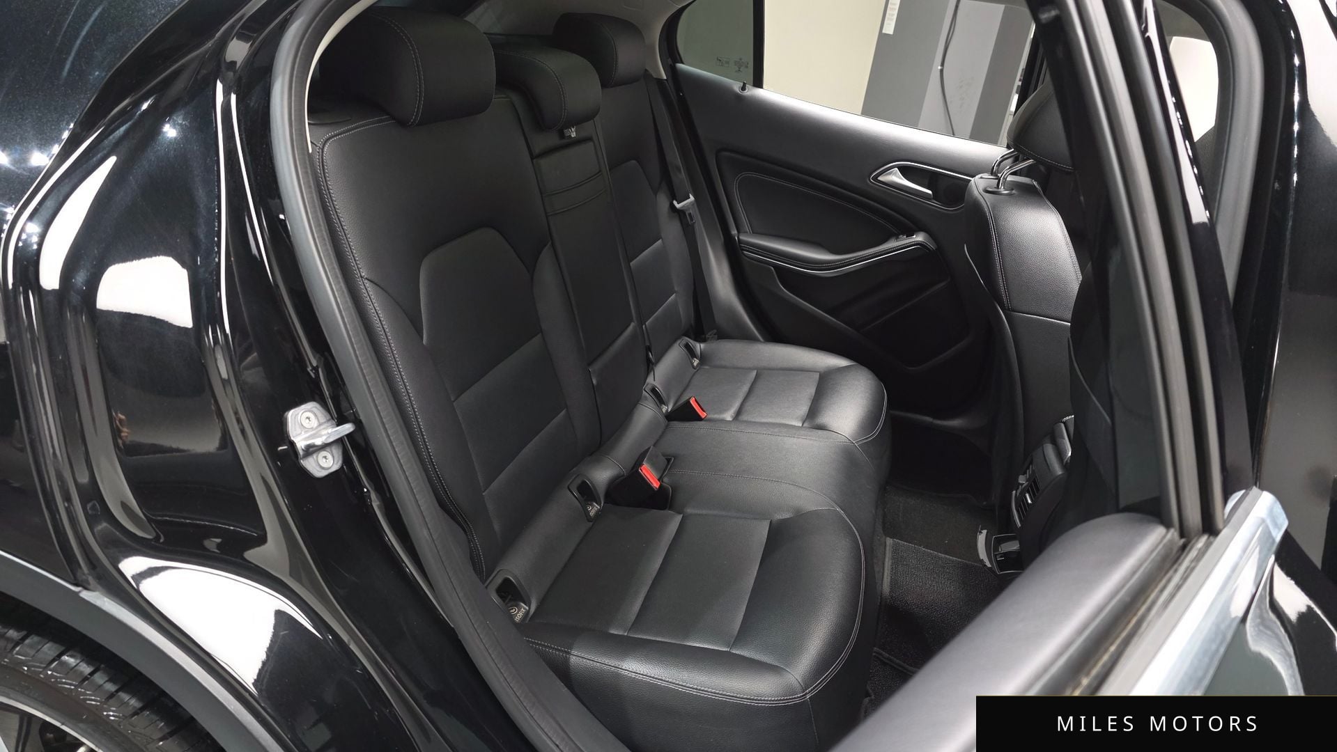 Mercedes-Benz GLA-클래스 X156 2019 — миниатюра 12