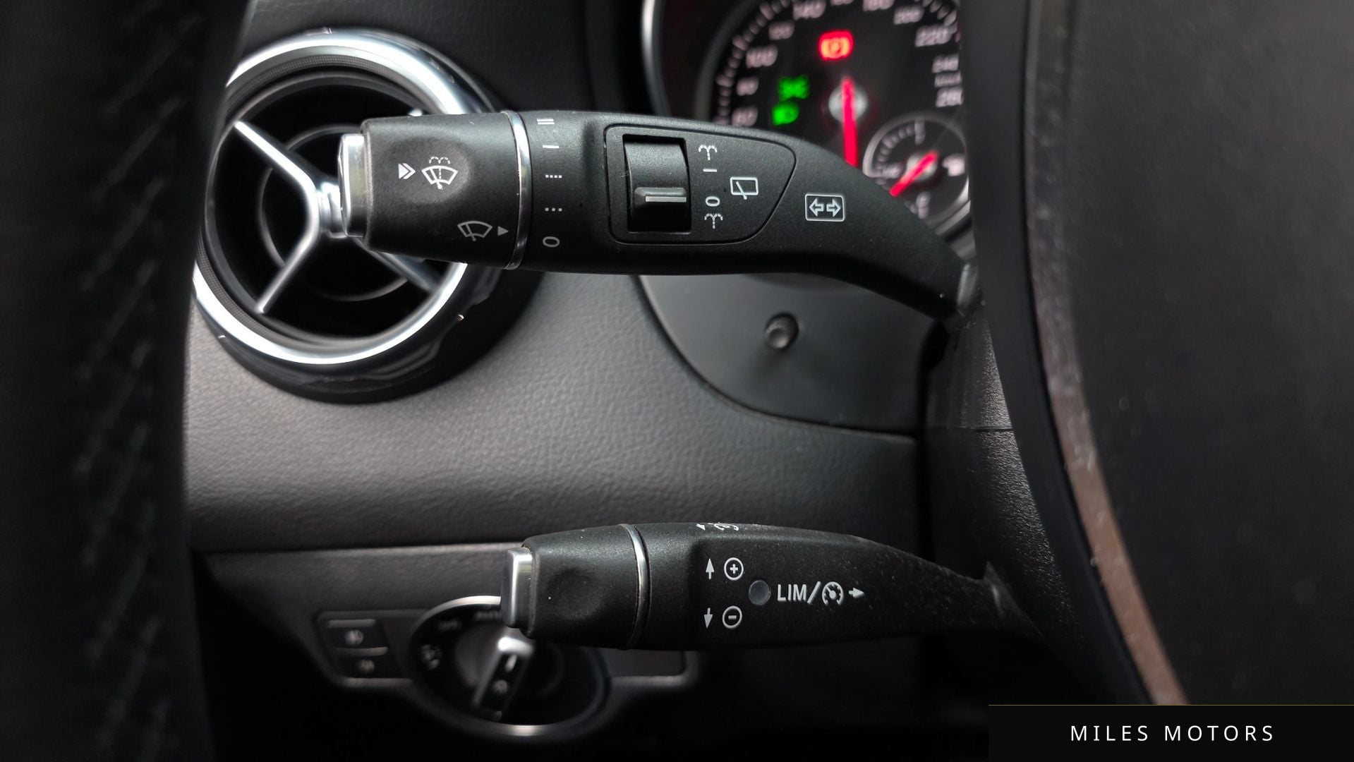 Mercedes-Benz GLA-클래스 X156 2019 — миниатюра 17