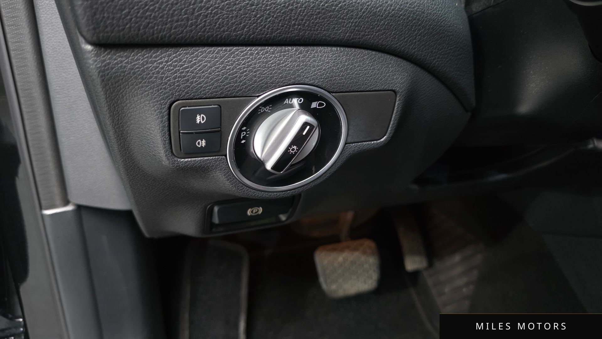 Mercedes-Benz GLA-클래스 X156 2019 — миниатюра 18