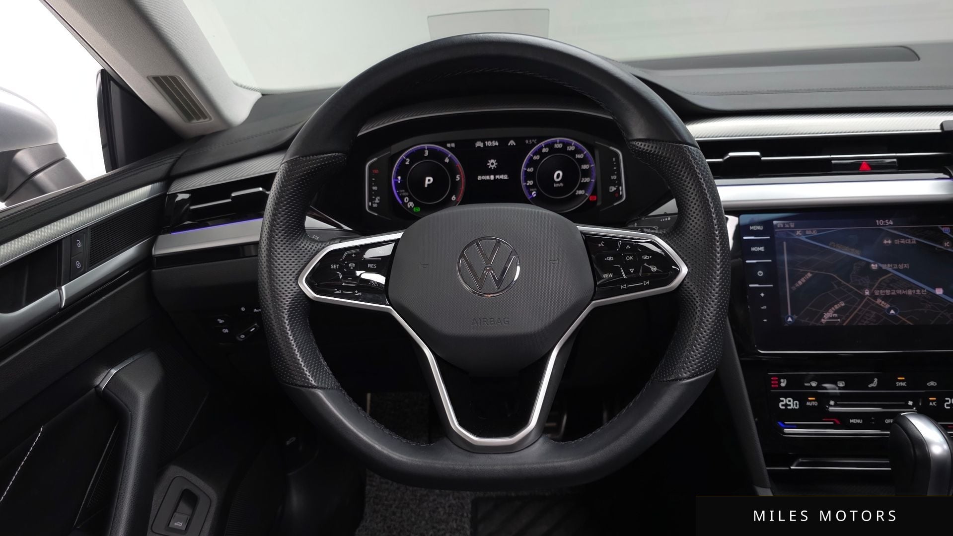 Volkswagen 아테온 2023 — миниатюра 13