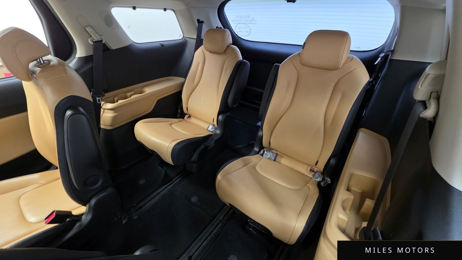 Kia Carnival 2021 — миниатюра 12