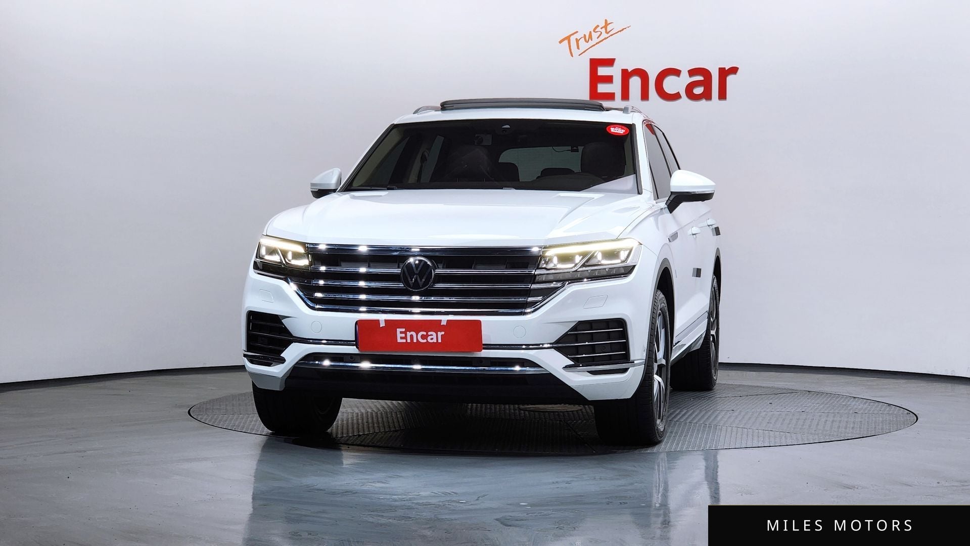 Volkswagen Touareg 2023 — миниатюра 3