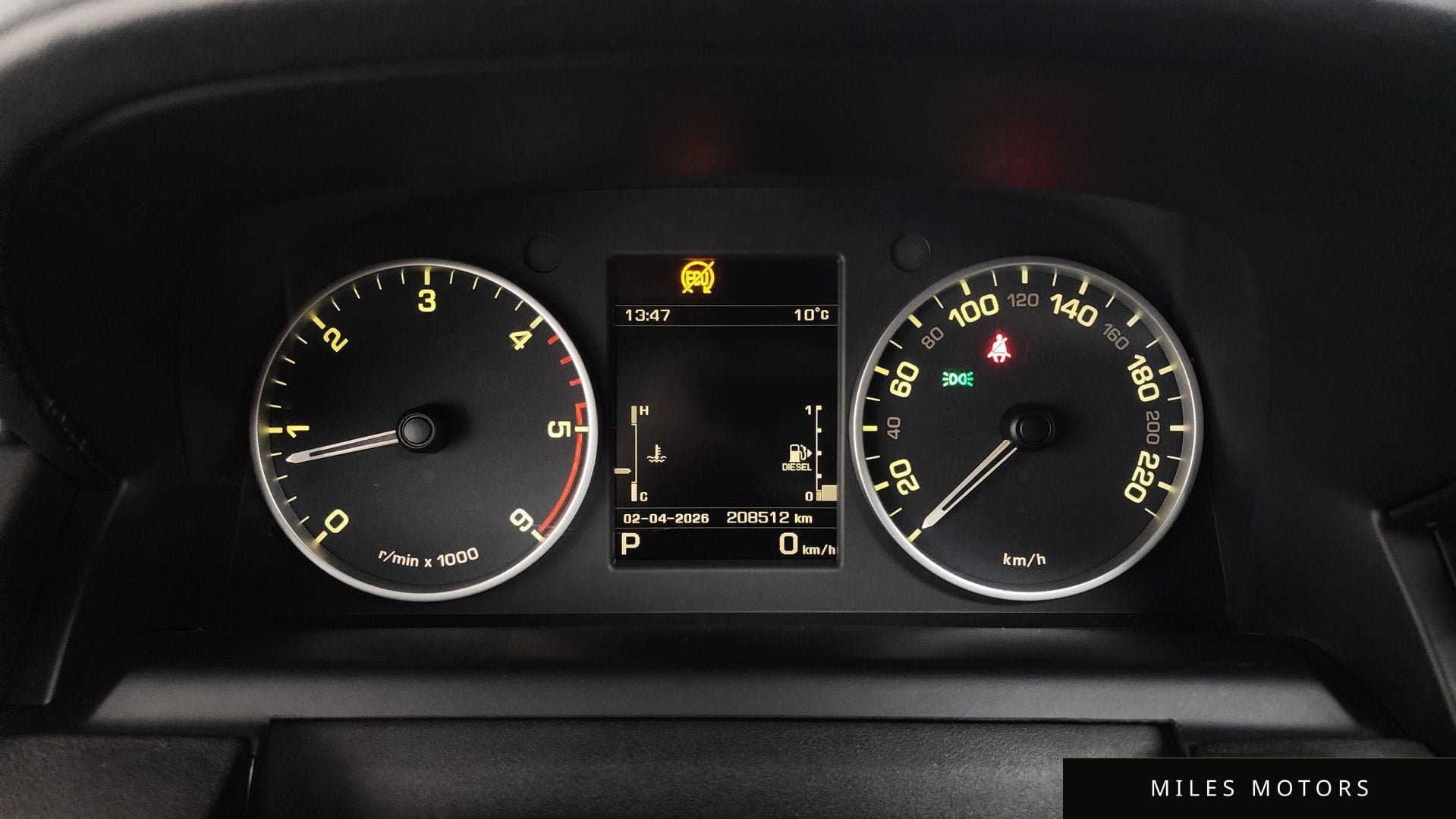 Land Rover Discovery 2016 — миниатюра 8