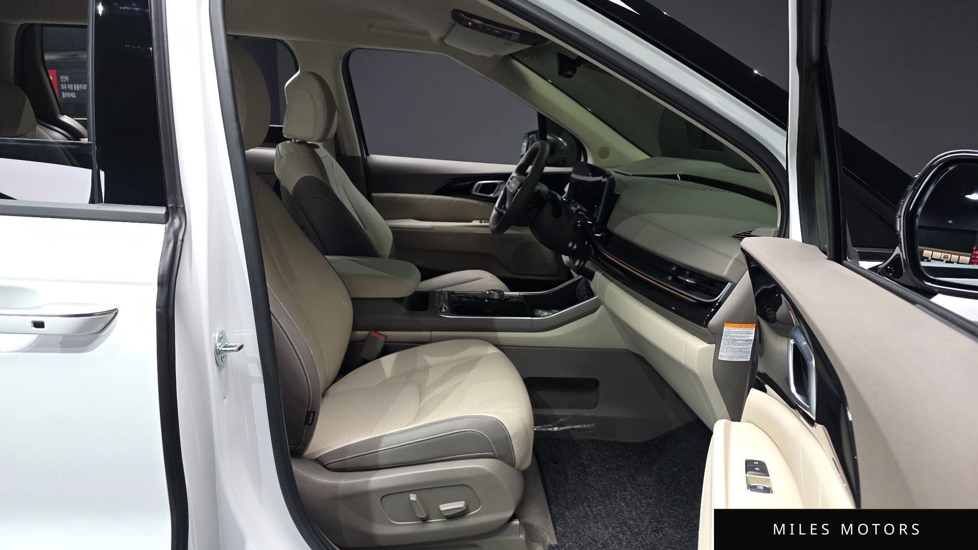 Kia Canival 2025 — миниатюра 10