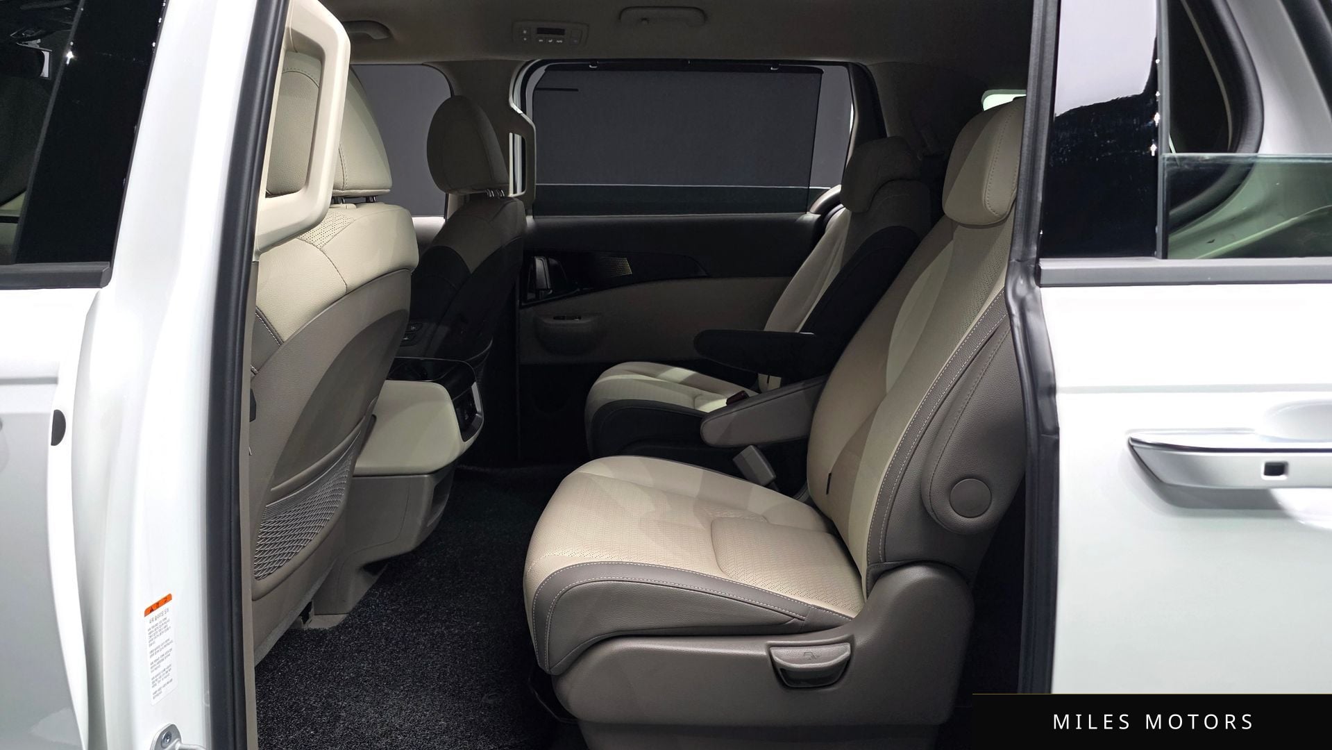 Kia Canival 2025 — миниатюра 12